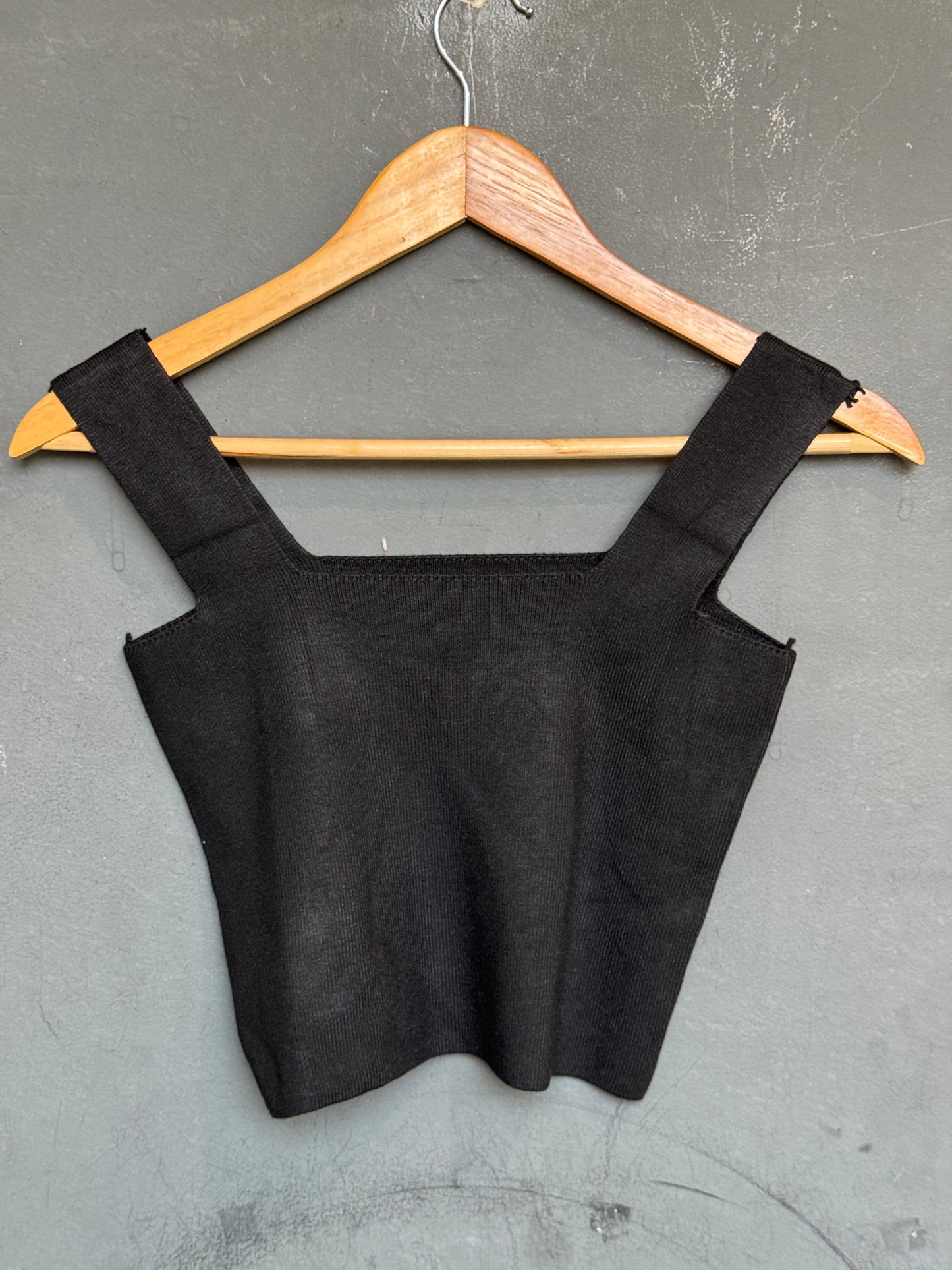 Ribbed square neck stretchable sleeveless blouse / crop top