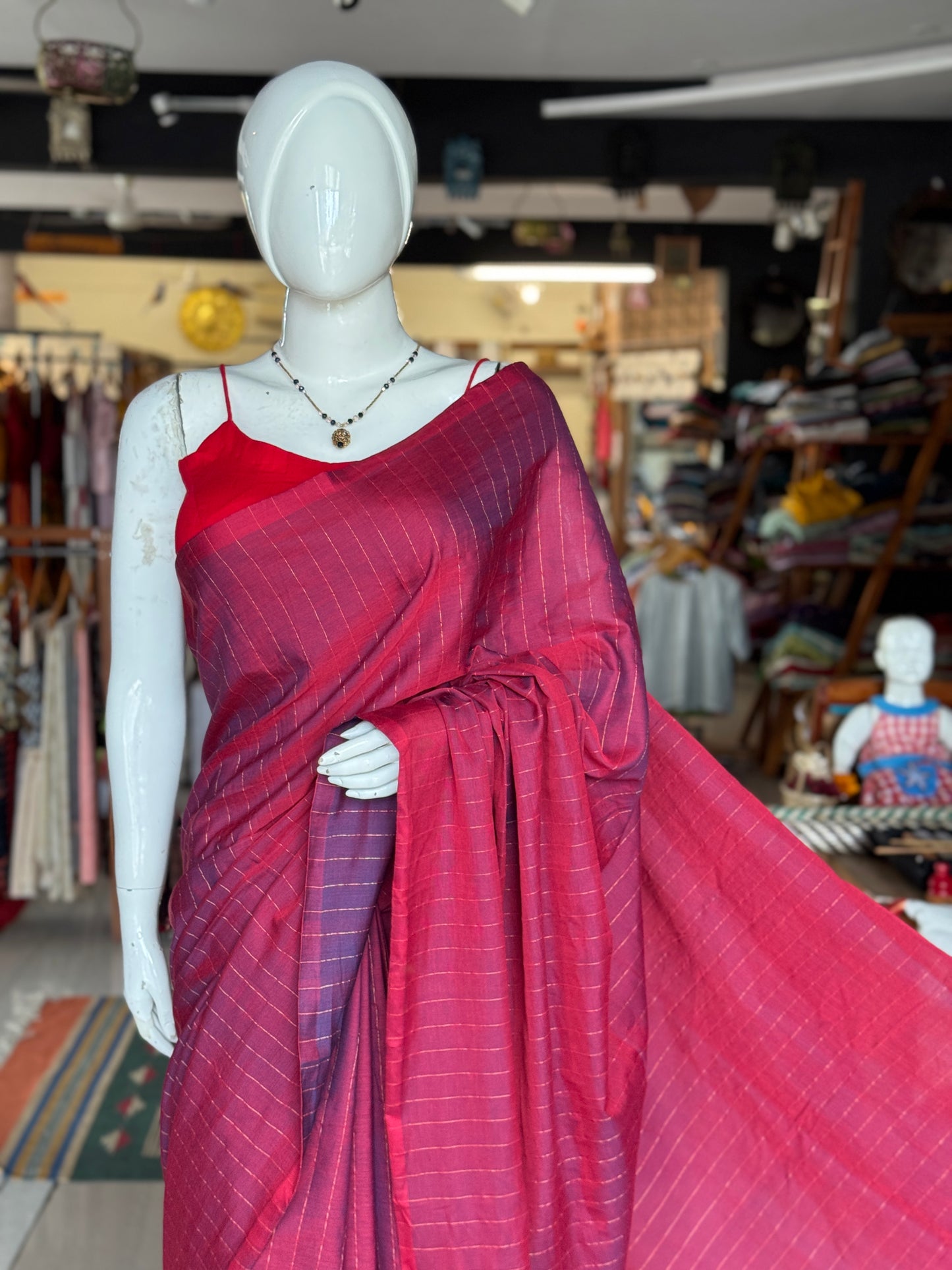 Purple and maroon reversible handwoven 4 pedal weave cotton Maheshwari saree all over stripes