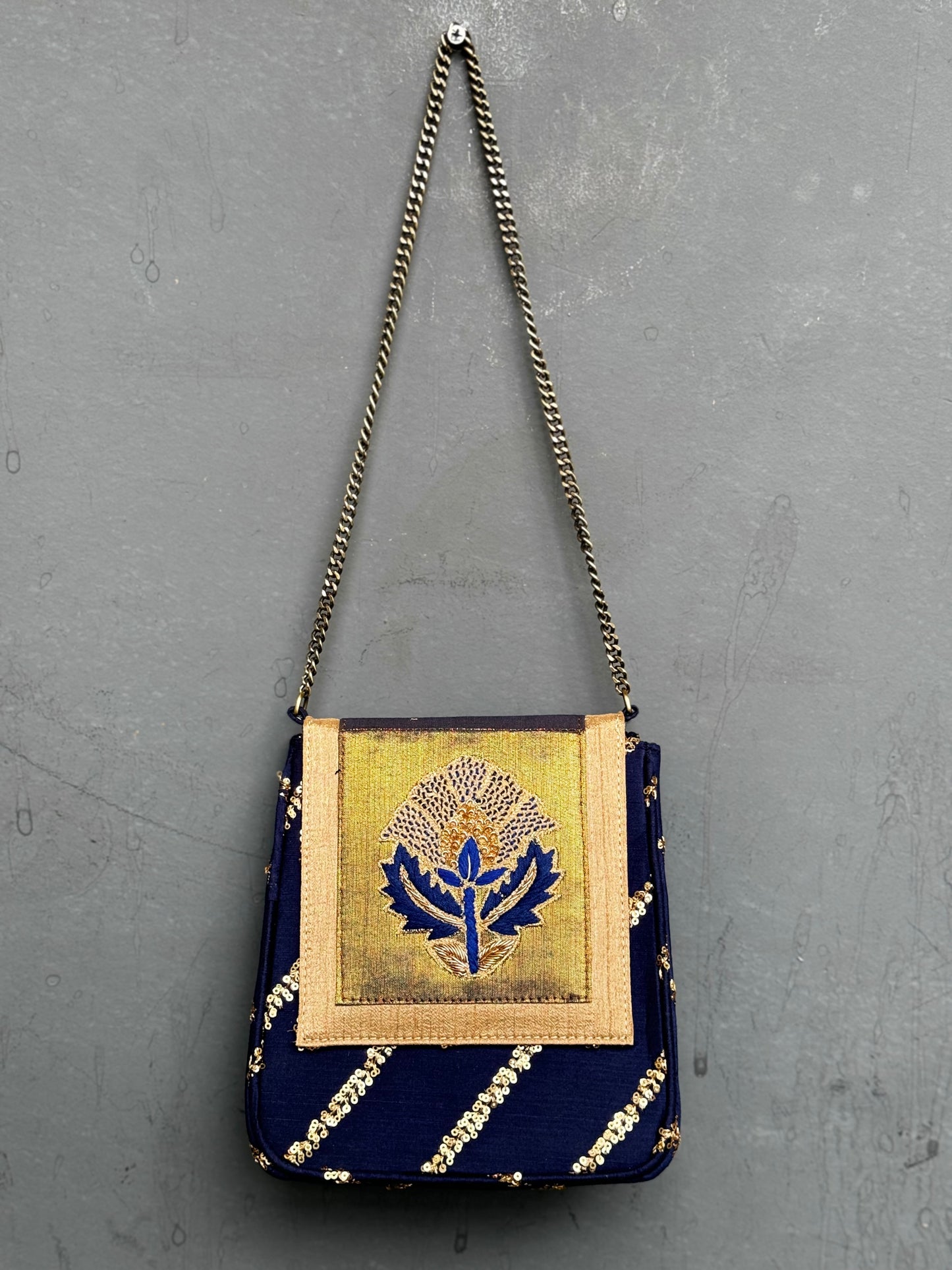 Silk embroidered party bag with chain