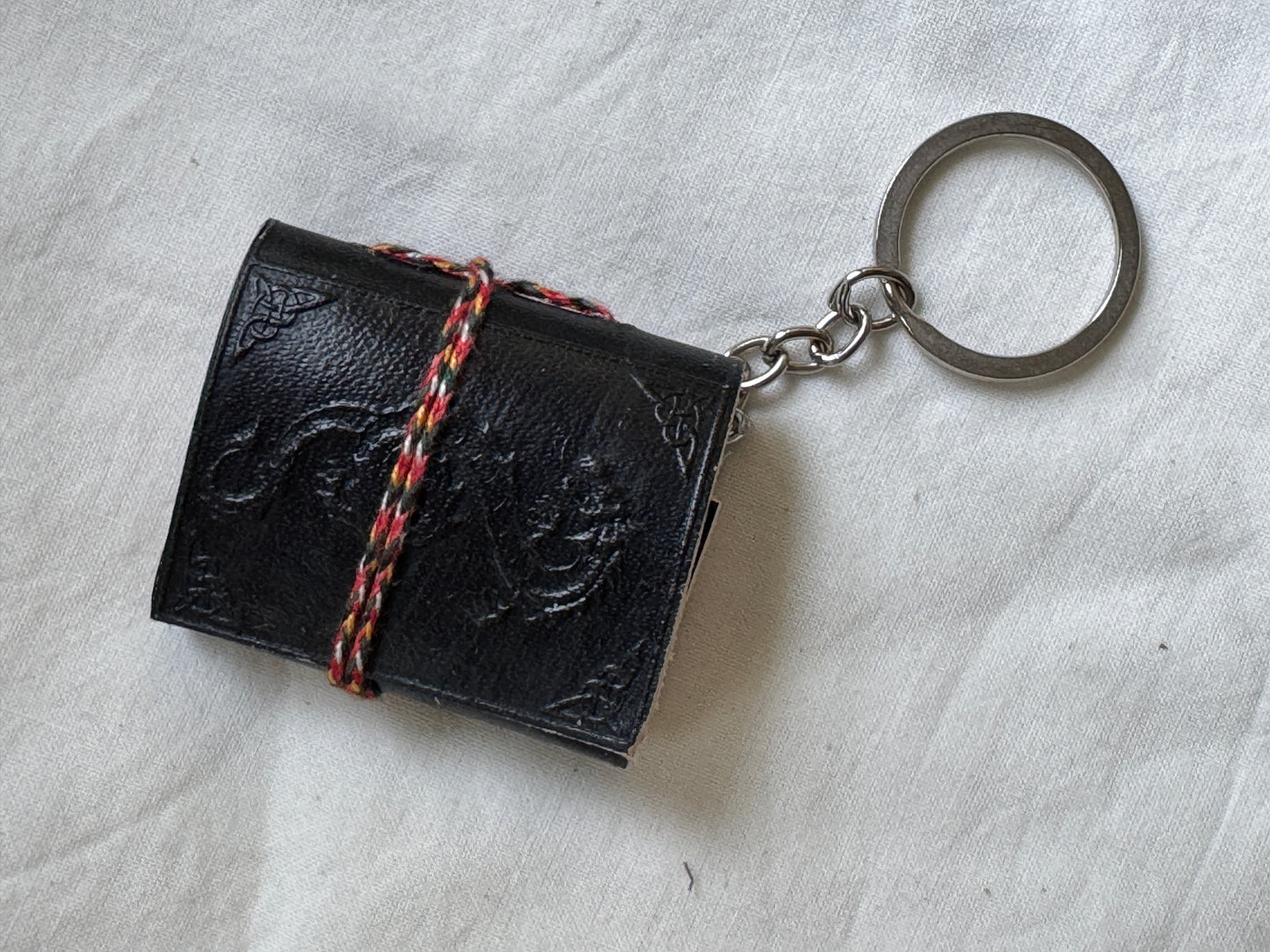 Key ring with Leather embossed handcrafted notebook with thick papers