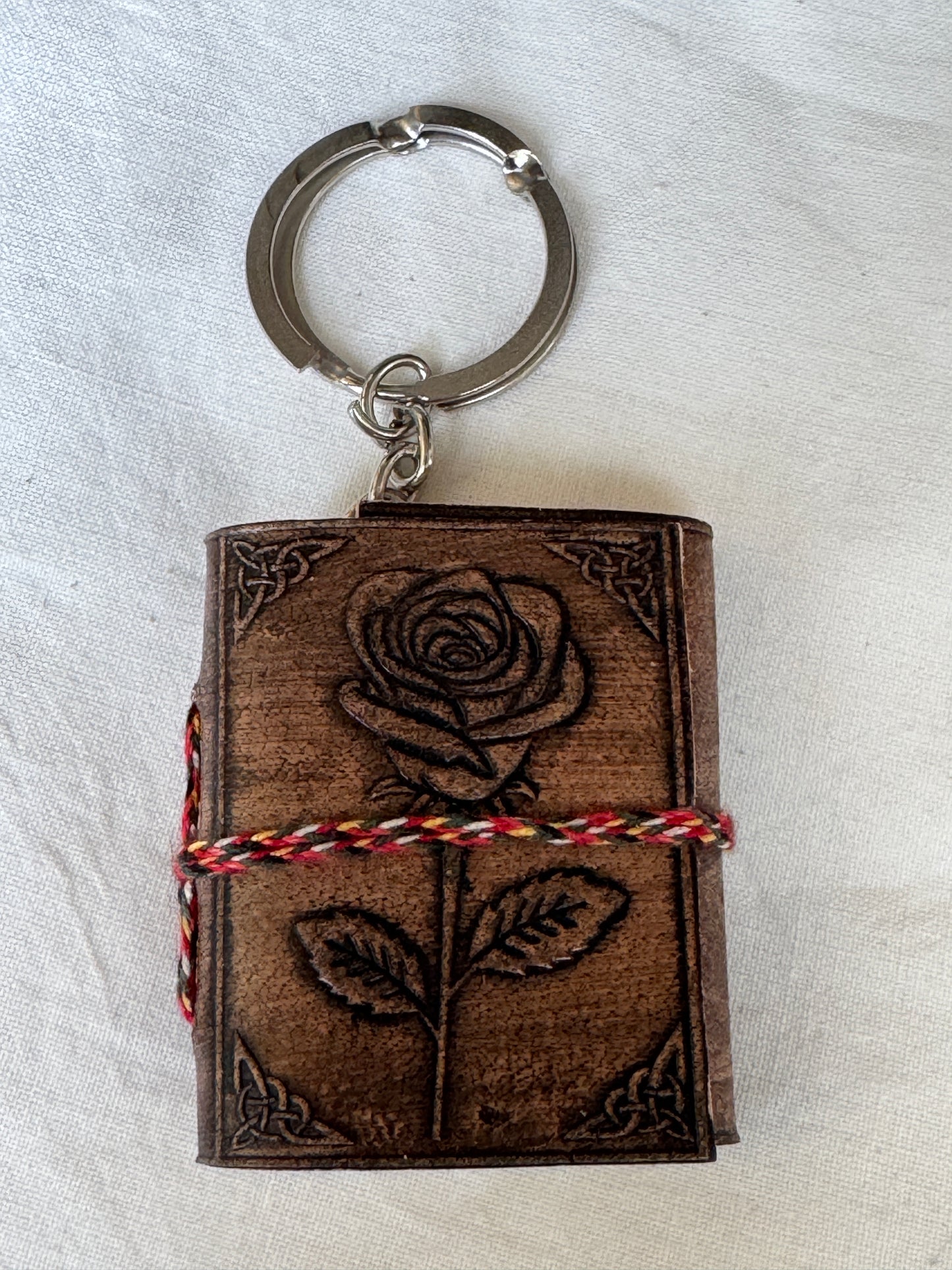 Key ring with Leather embossed handcrafted notebook with thick papers