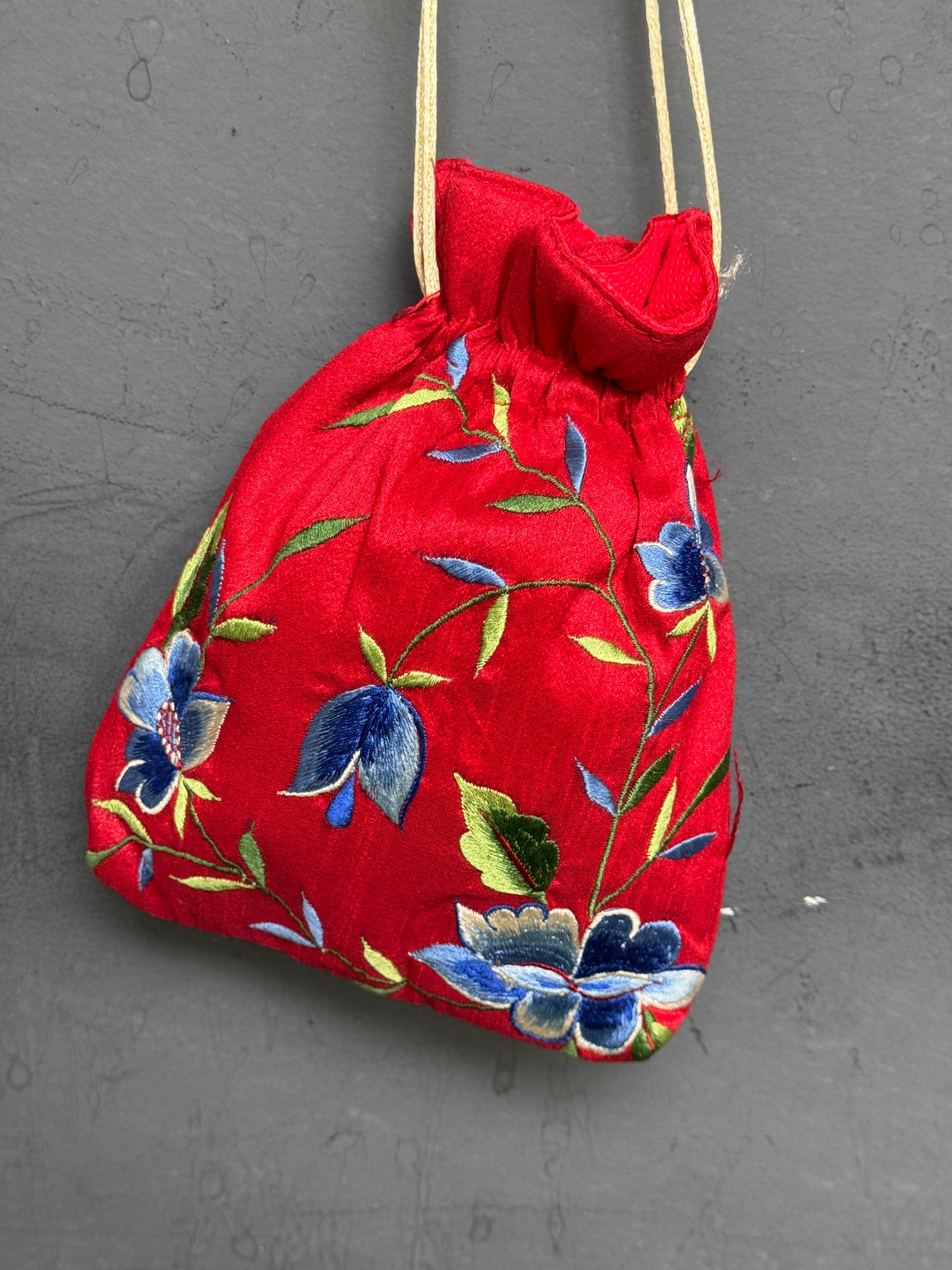 Art silk 9x7 inches potli with machine embroidery