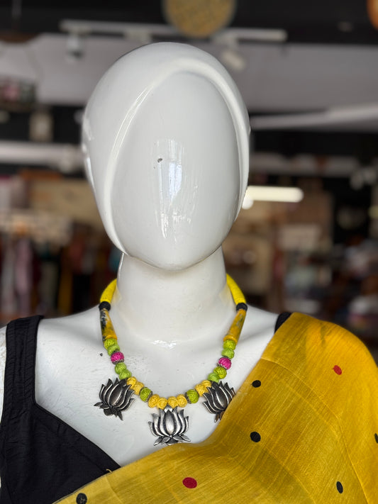 Neckpiece with 3 Lotus pendants and earrings set