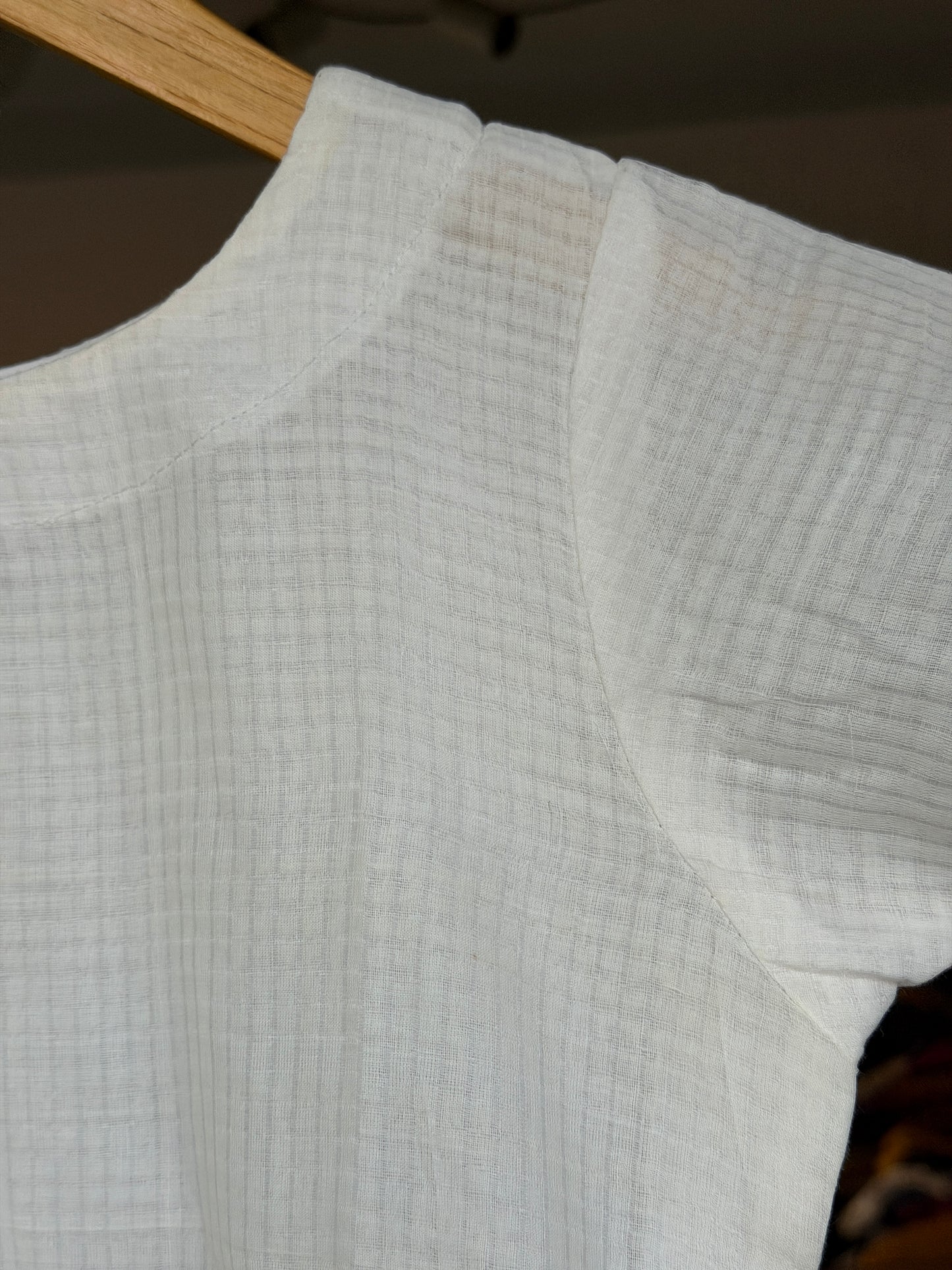 White mangalagiri handloom cotton straight cut Kurti for girls in missing checks weave