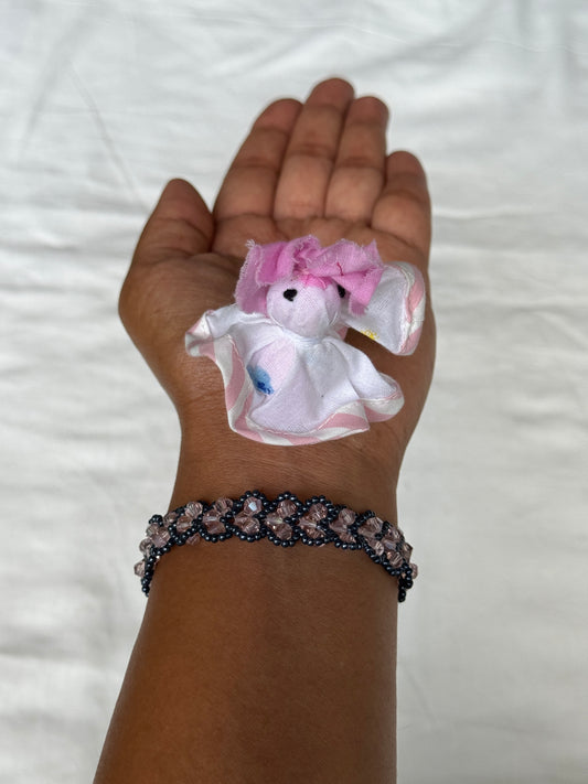 Light pink tone sweet heart bracelet - handcrafted with glass and poth beads