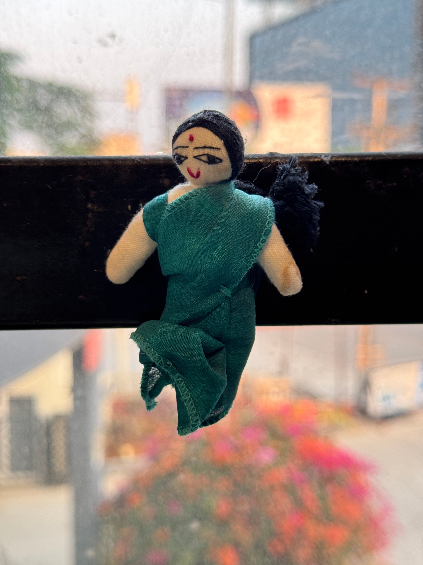 Saree clad lady - handcrafted fridge magnet