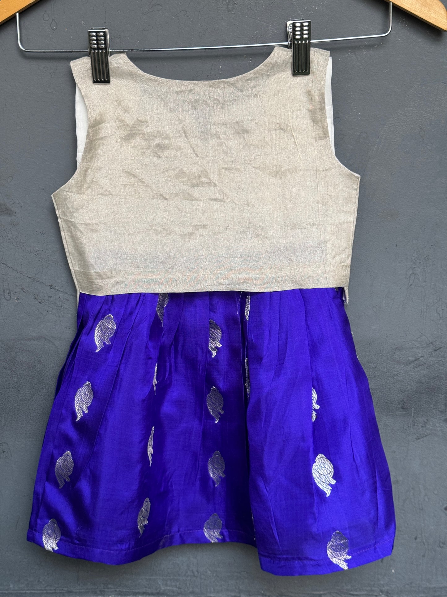 Royal blue pure silk Venkatagiri handloom lehenga (pattu langa) with handwoven silver tissue blouse