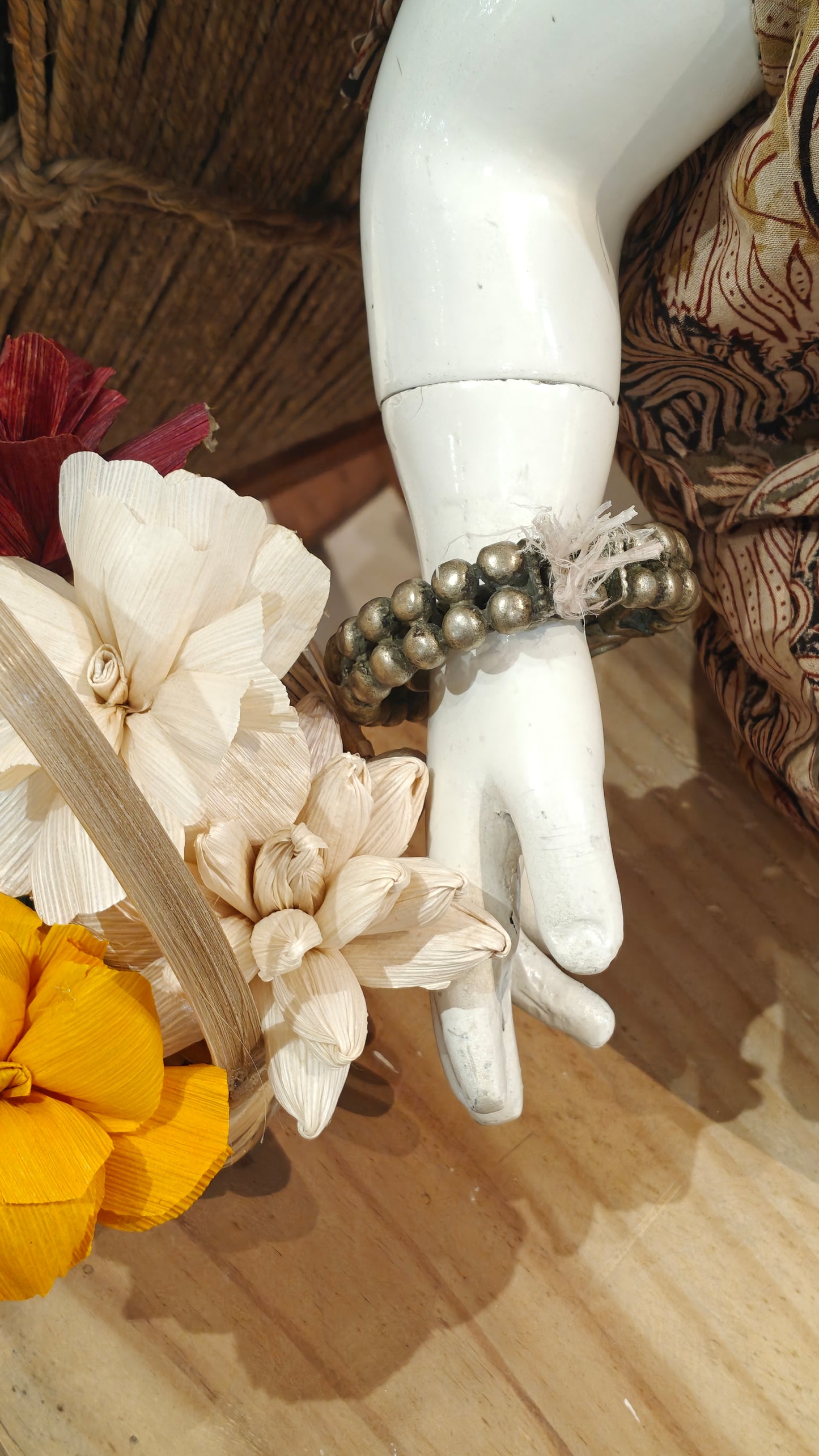 Brass vintage bracelet - Handcrafted brass