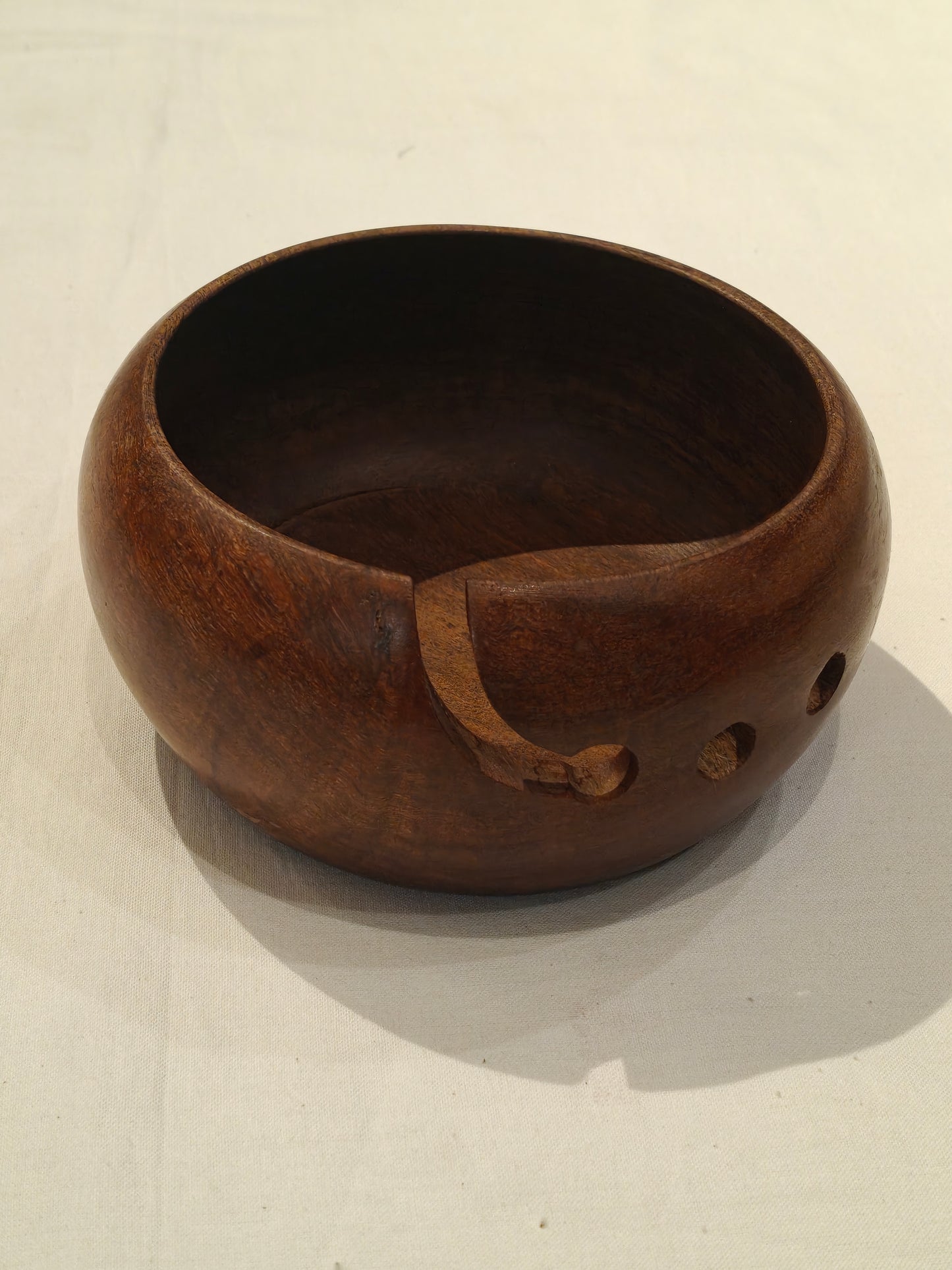 Handcrafted Wooden knitting yarn bowls with designer wall