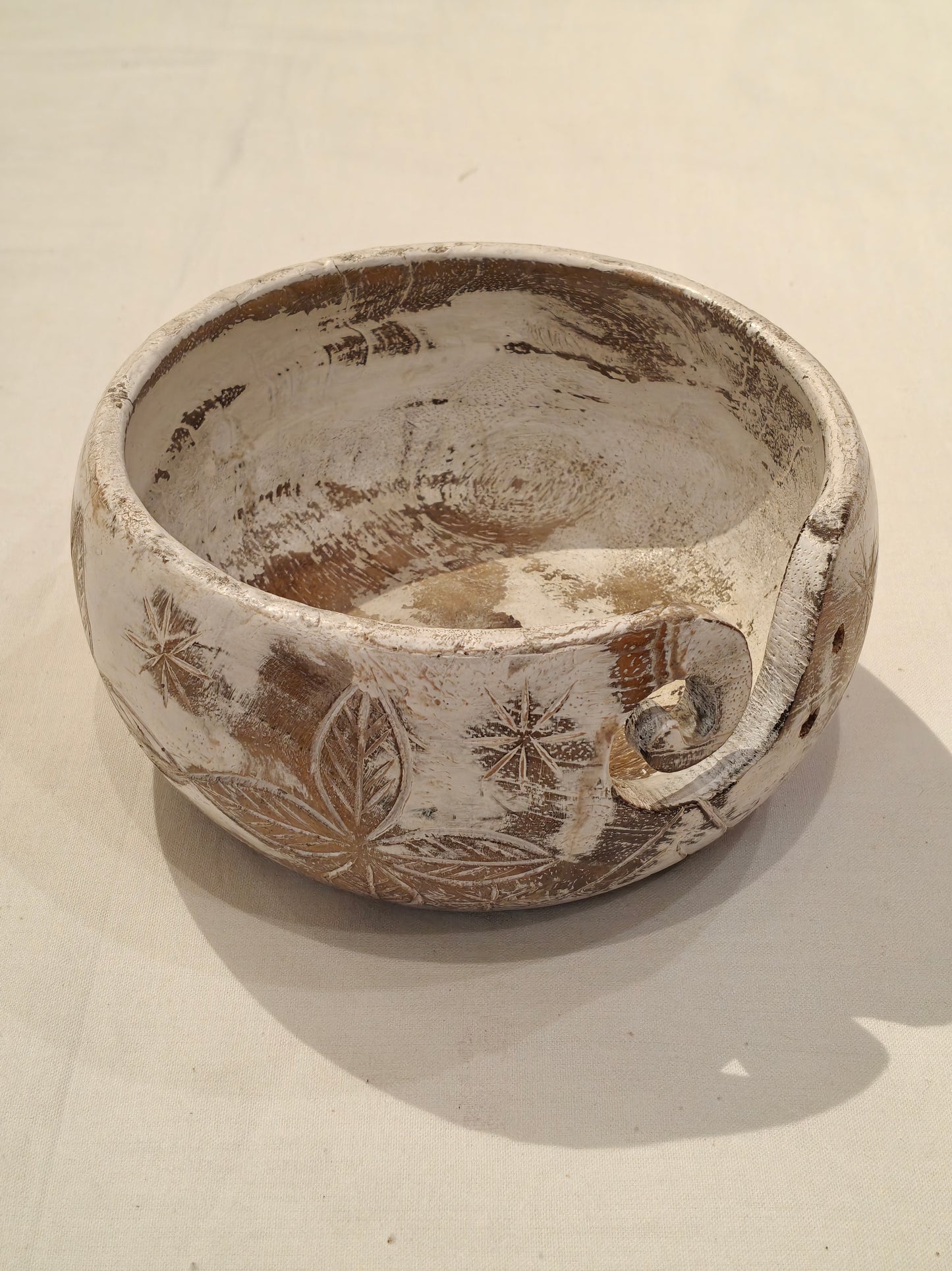 Handcrafted Wooden knitting yarn bowls with designer wall
