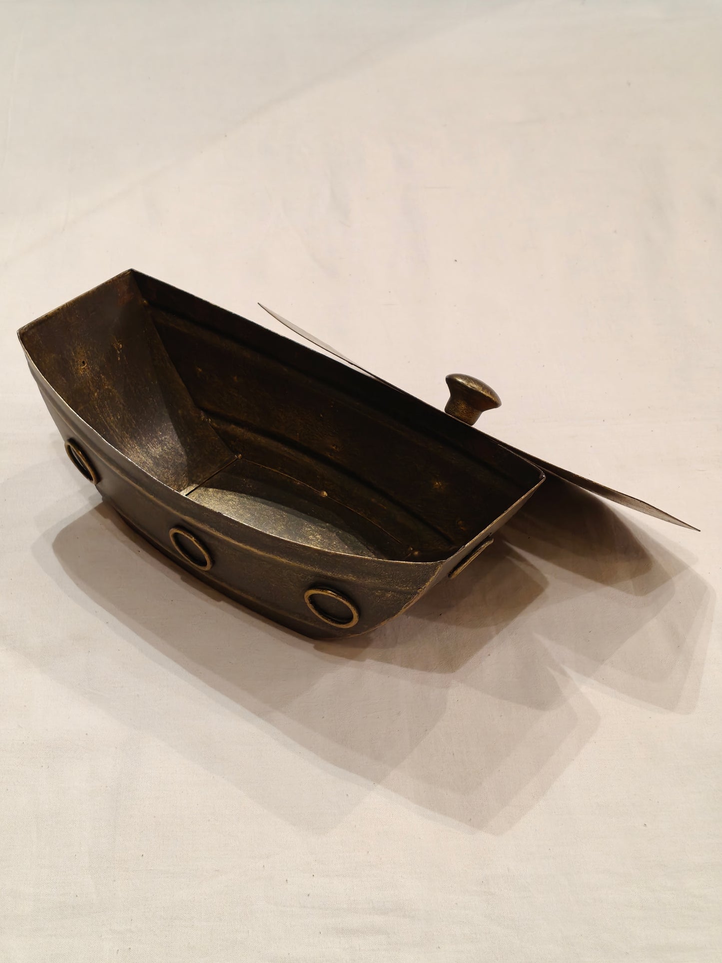 Boat shaped metal Handcrafted snacks server with lid