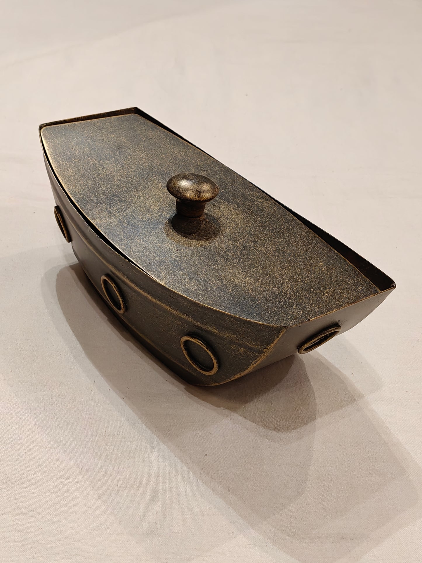 Boat shaped metal Handcrafted snacks server with lid