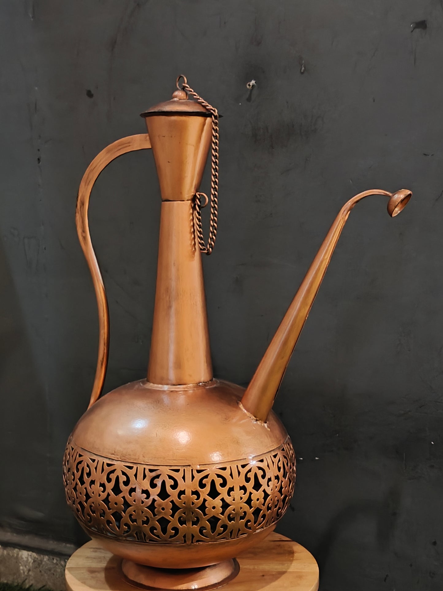 Iron cutting surai- decorative tlight holder