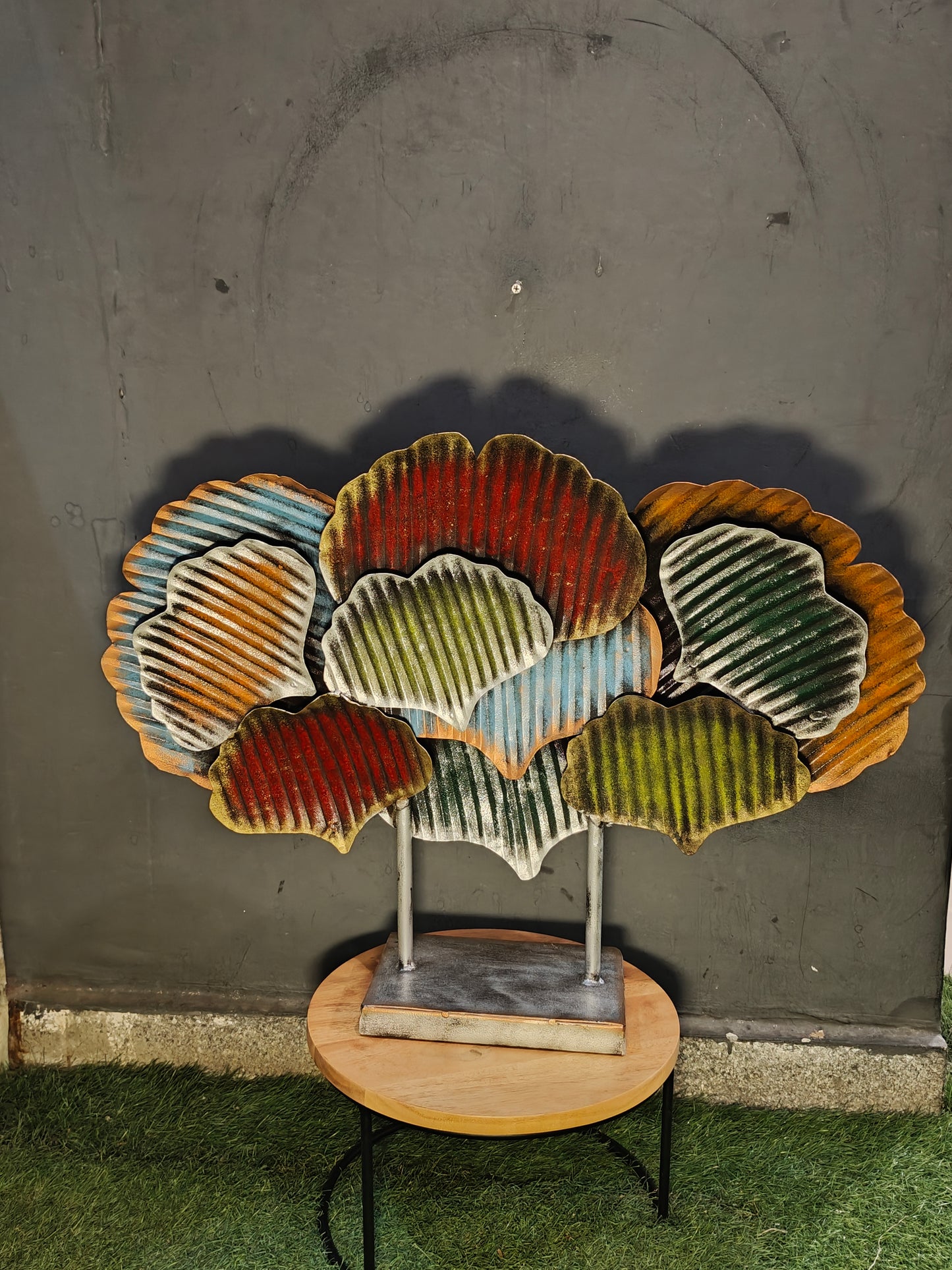 Multicolor metal tree handicraft decor