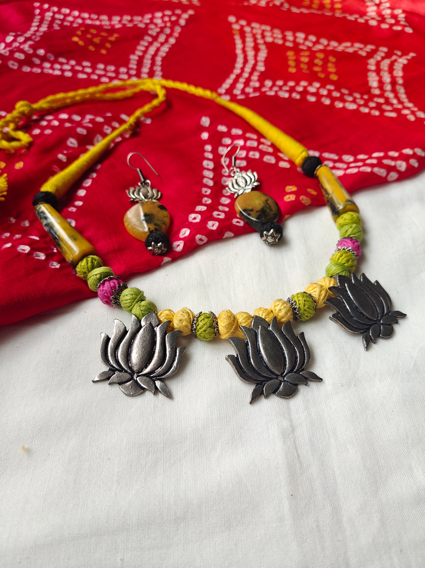 Neckpiece with 3 Lotus pendants and earrings set