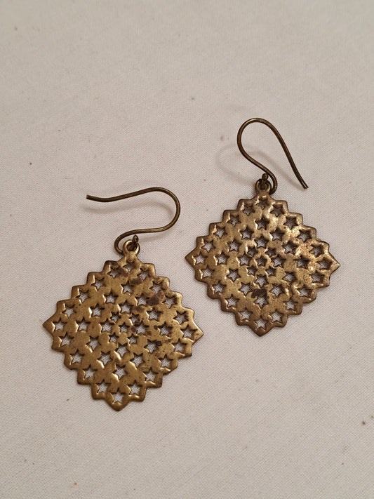 Stars cut work copper ear rings