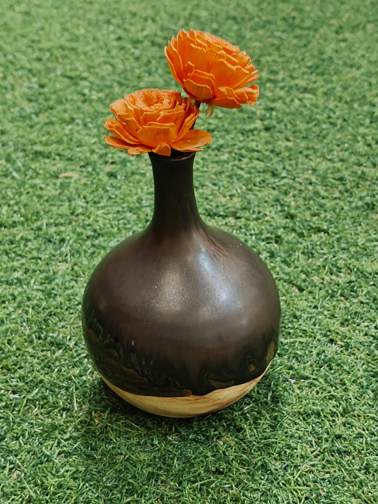 Ceramic white and brown handcrafted flower vase