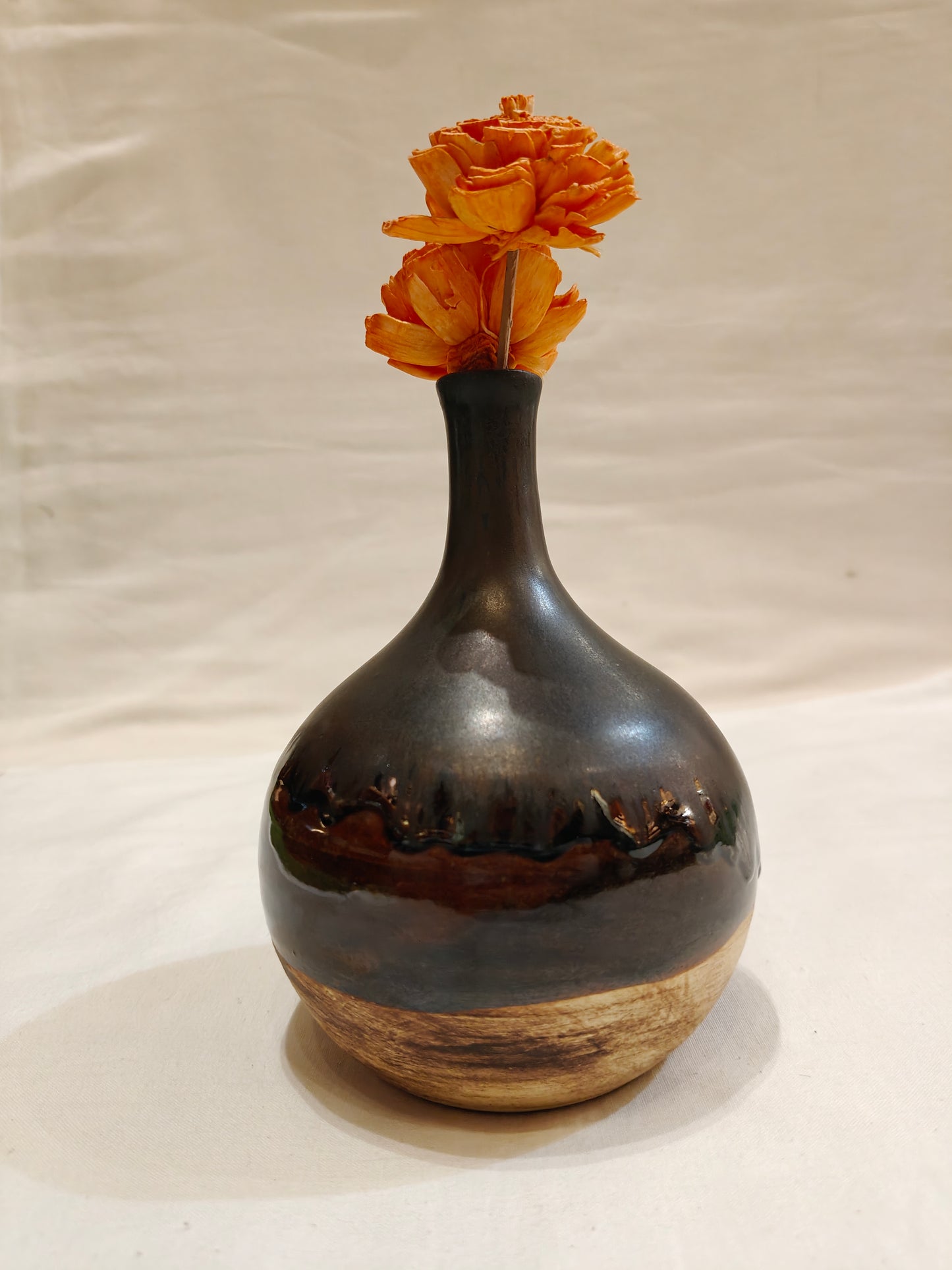 Ceramic white and brown handcrafted flower vase