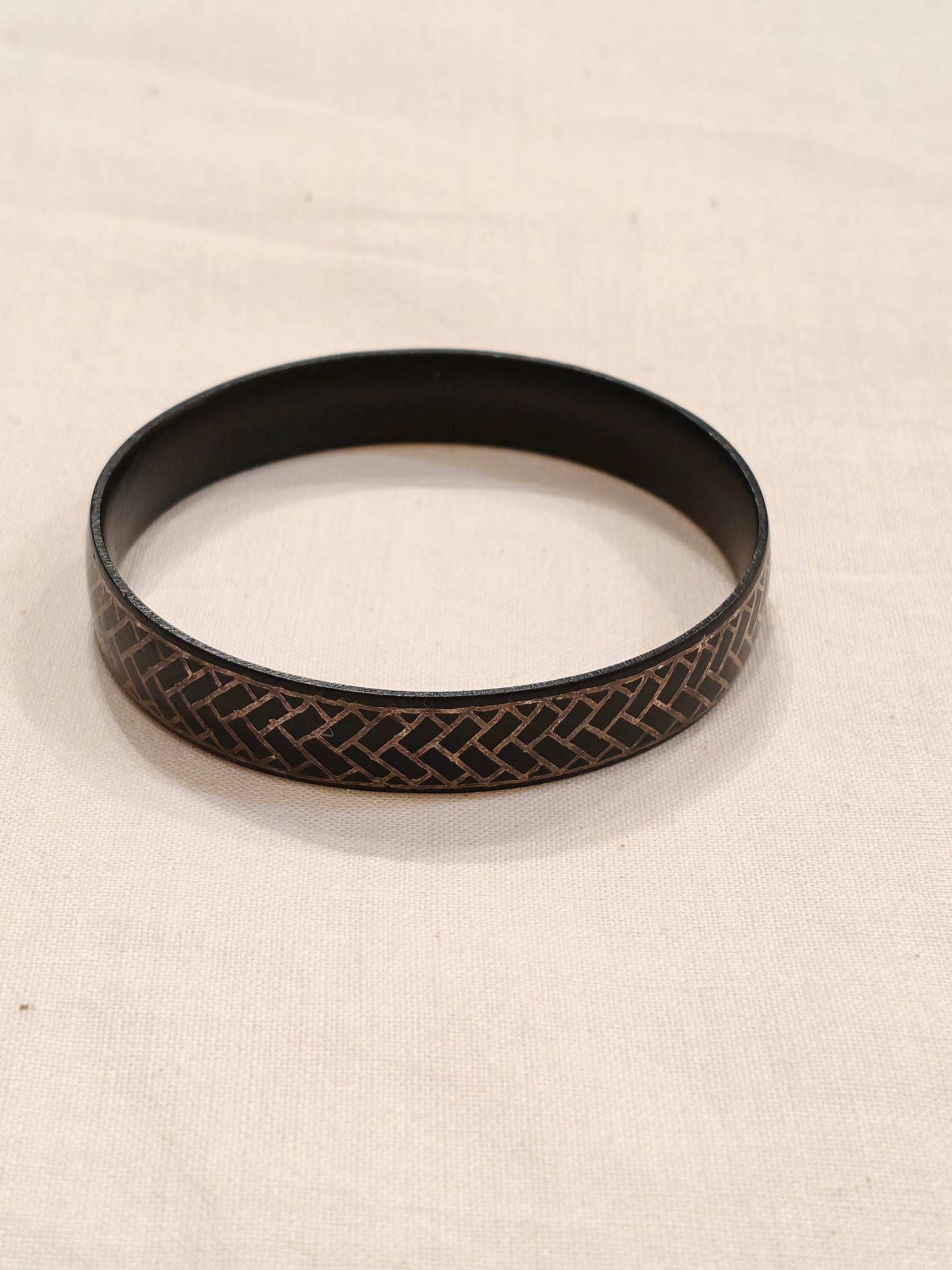 Black bidri style silver inlay bangle with rectangular patterns