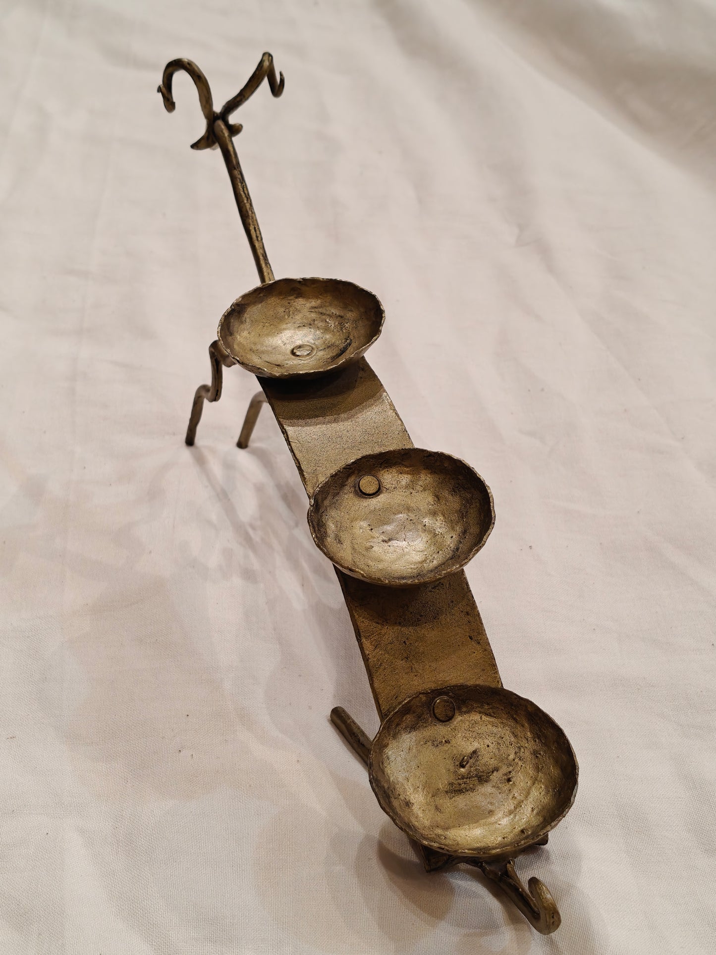 3 t-lights holder on the back of the deer - Handcrafted iron decor