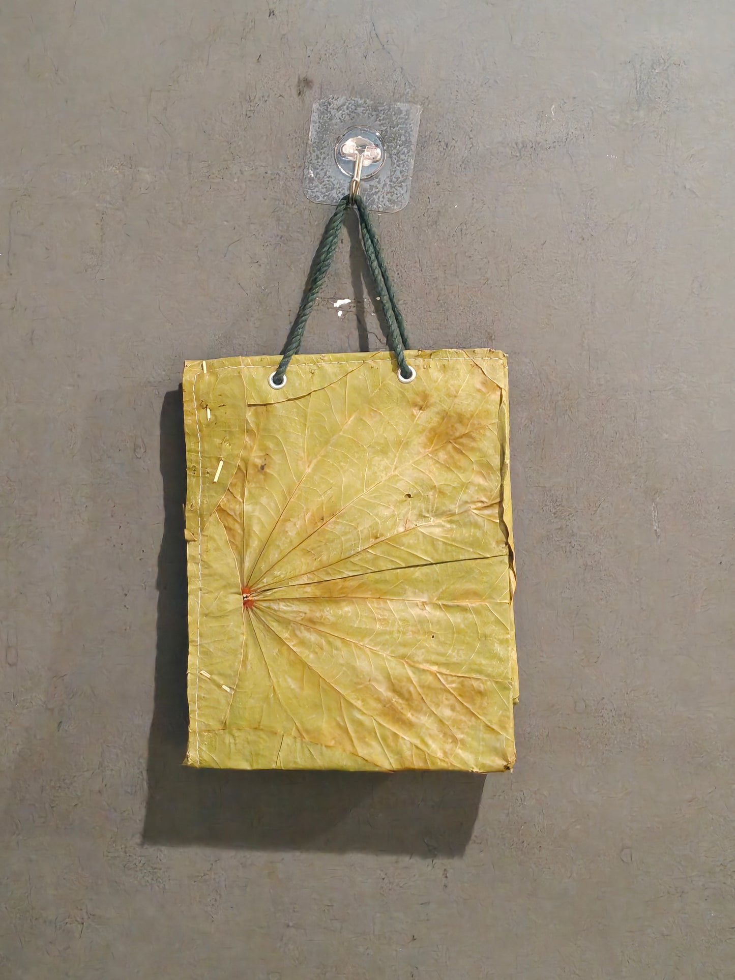 Vistaraku / Sal leaf unique, eco friendly gift bags