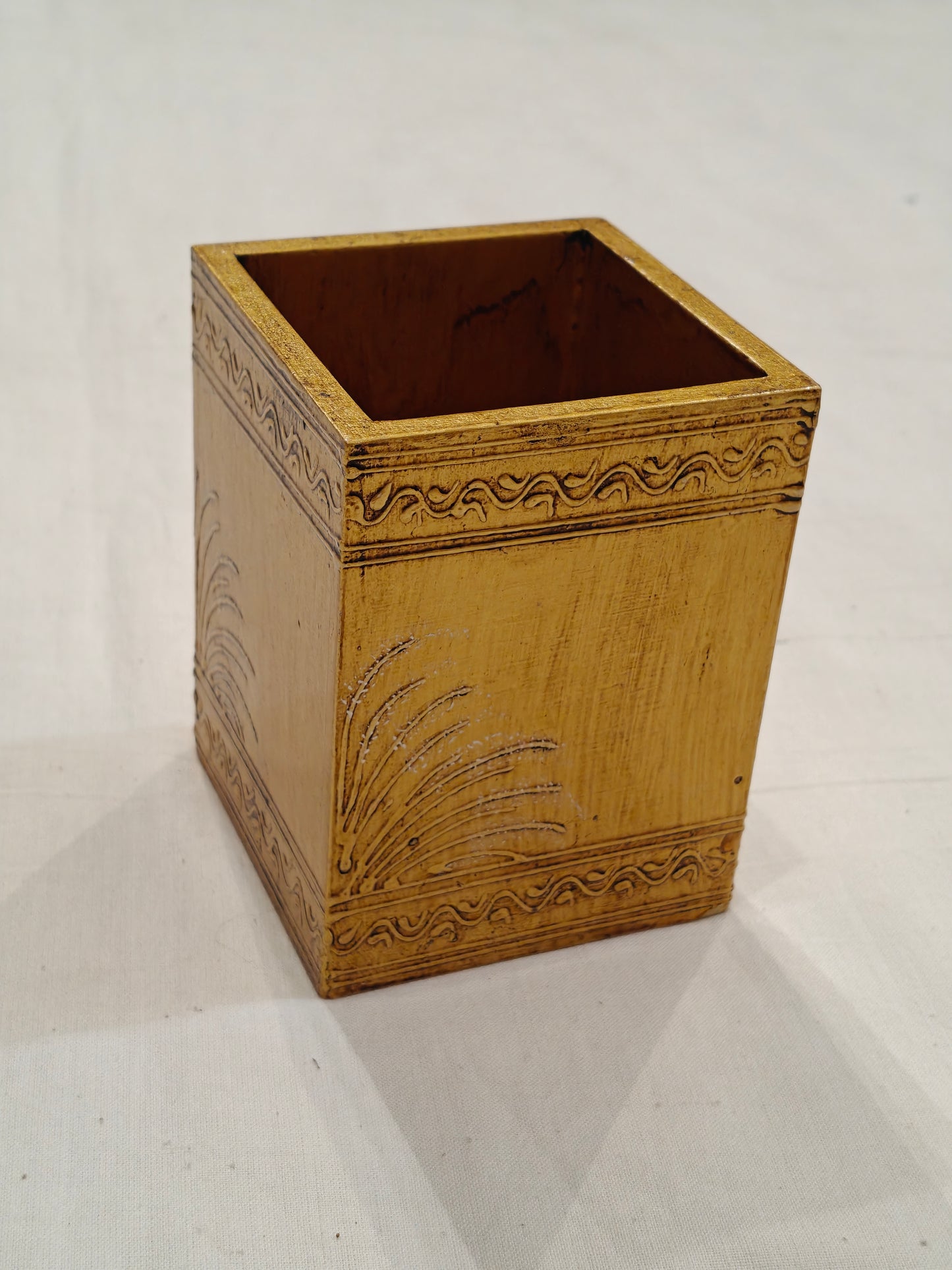 Golden tone mdf pen stand / organizer