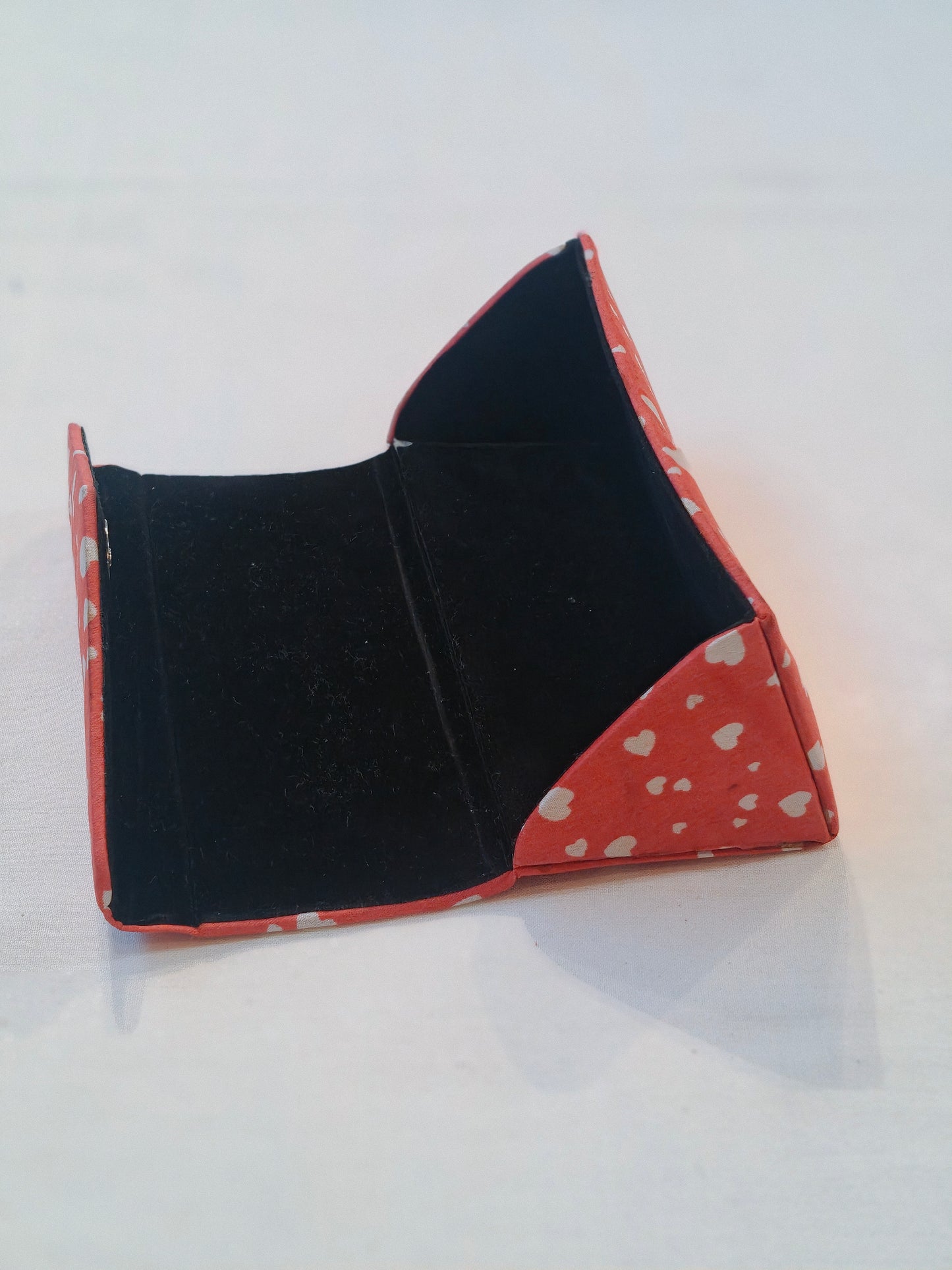 Prism shaped pink with hearts spectacles case