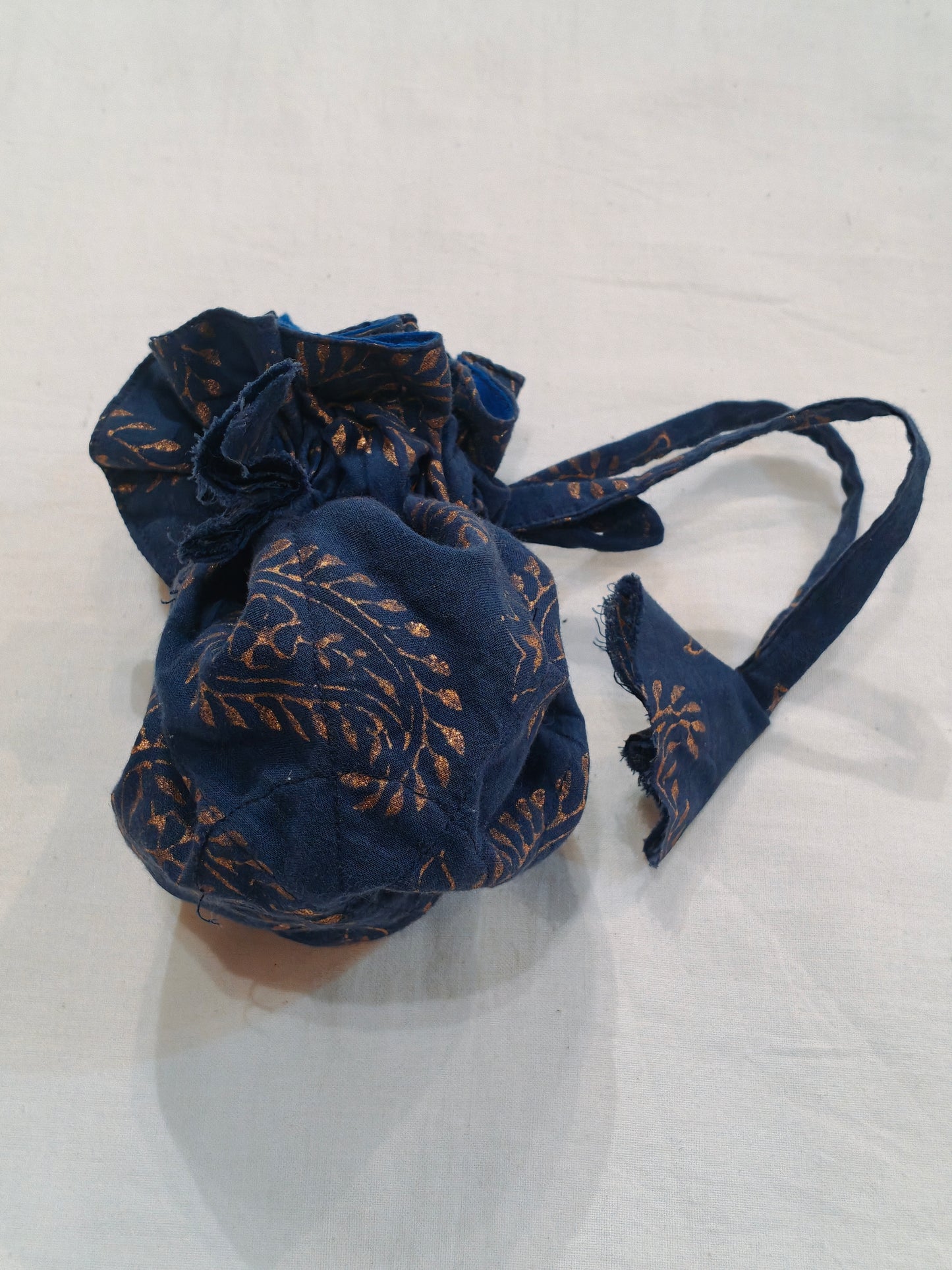 Indigo jewelry pouch - 8 compartments inside with butis patterns