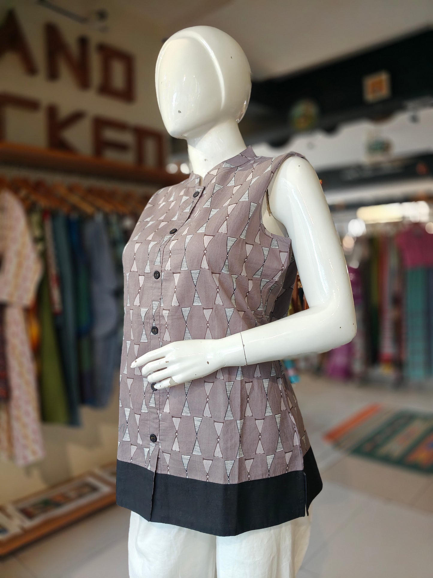 Grey triangles handblock printed collared cotton top