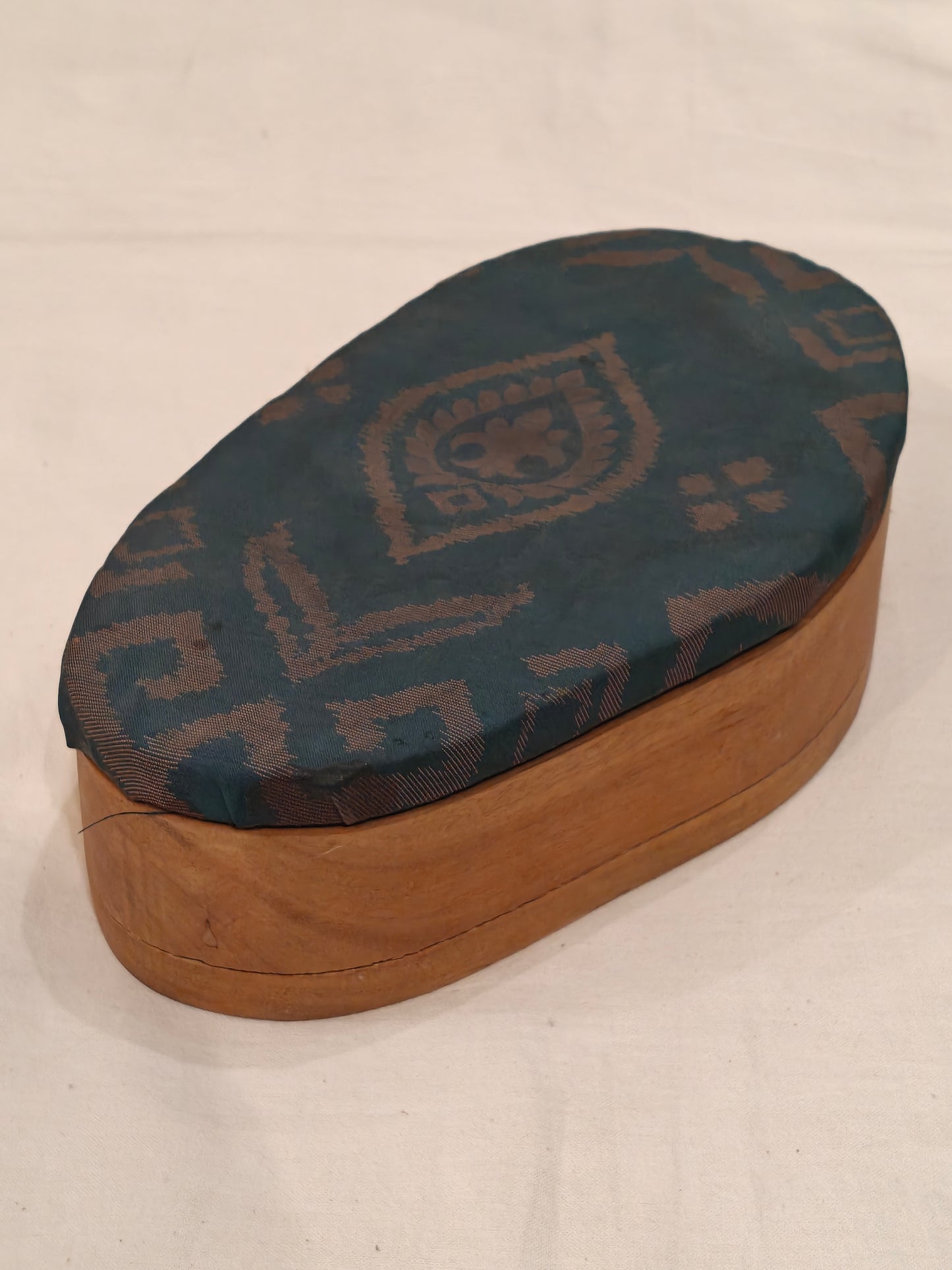 Handcrafted box with fabric covered lid