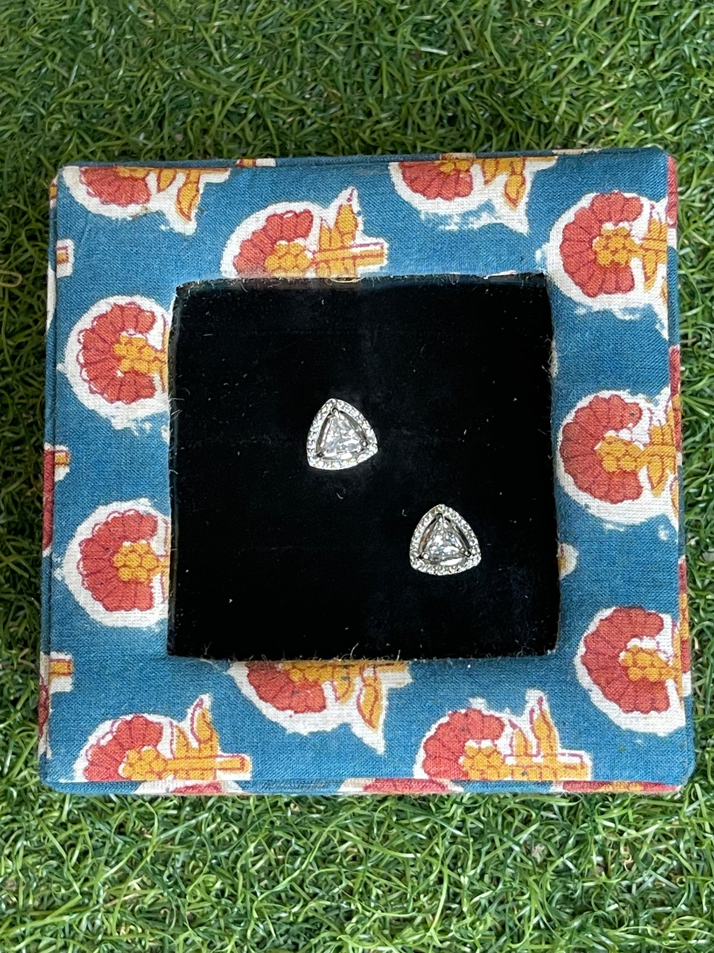 Blue block printed cotton wrapped earrings / finger ring organiser- handcrafted with see through glass top