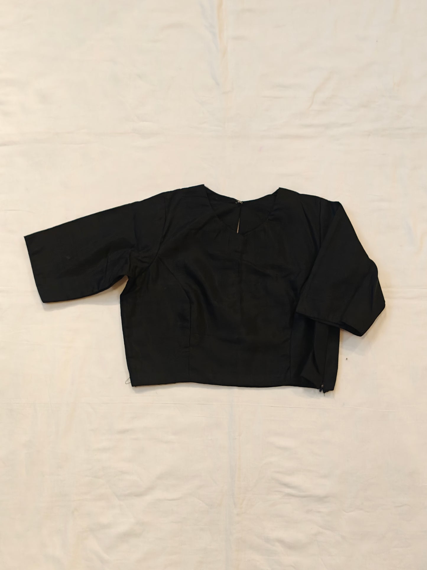 Plain black silk cotton elbow sleeves blouse