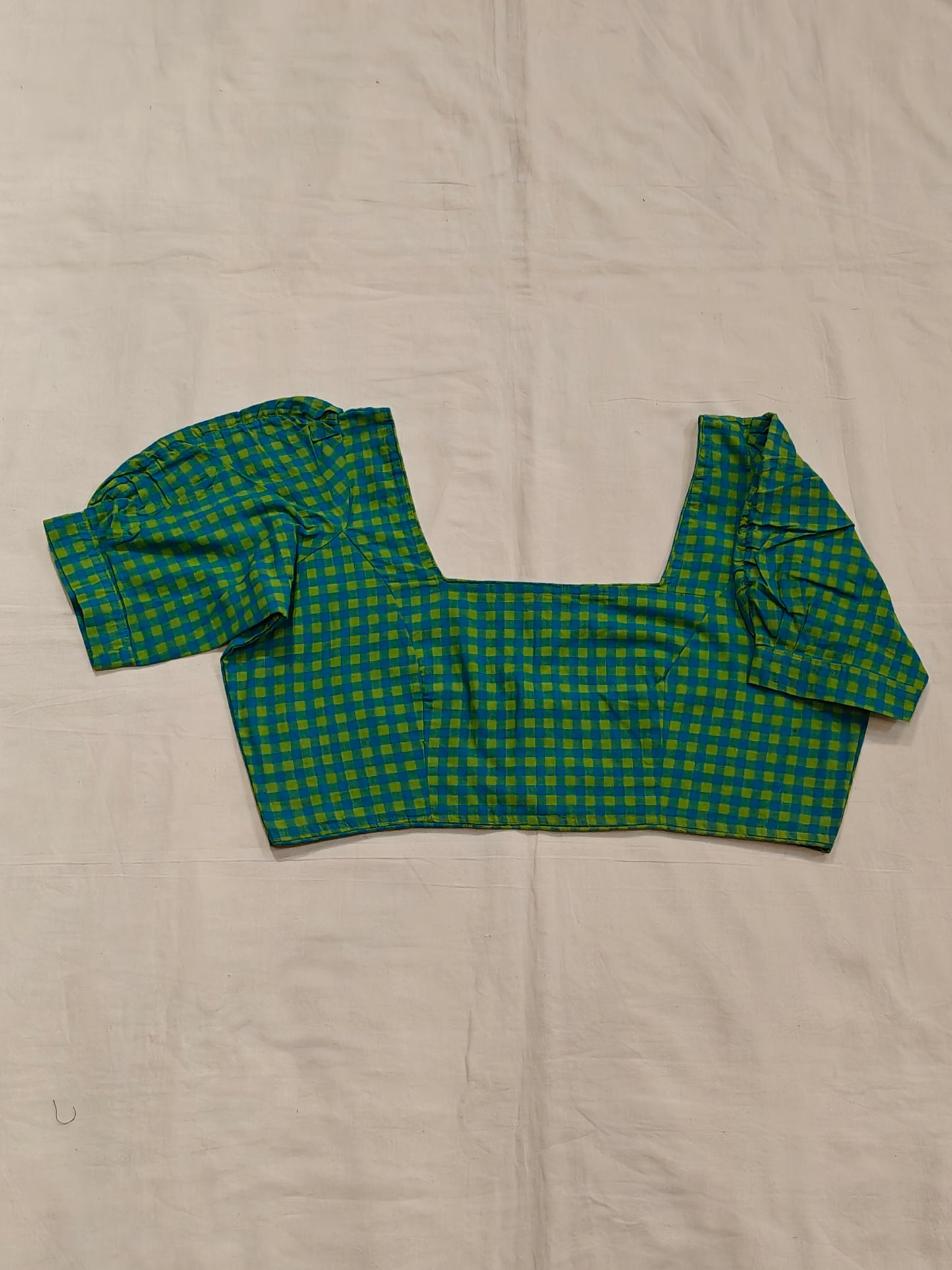 Green and blue checkered cotton puff sleeves blouse with low back