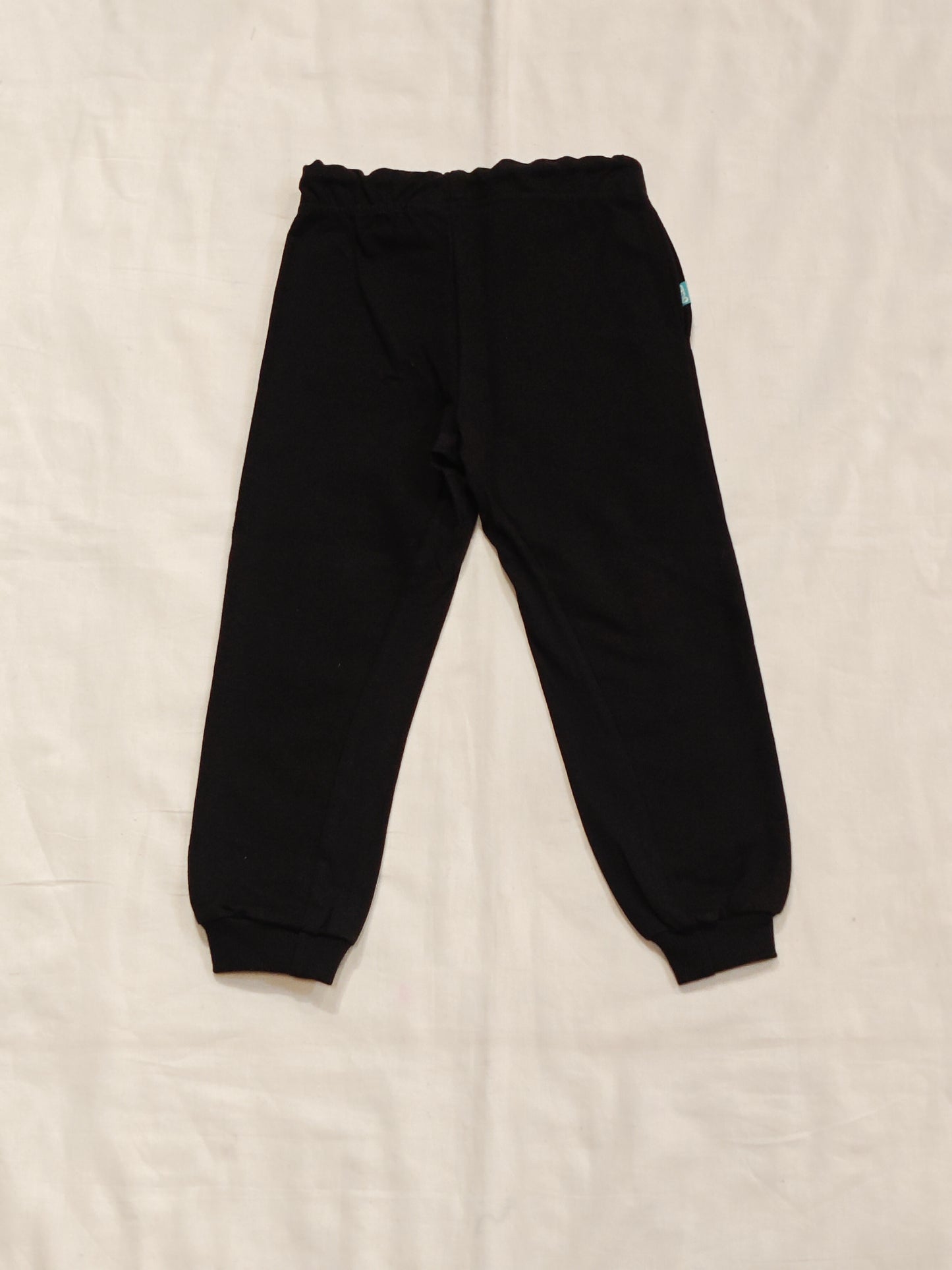 Black cotton jogger with doggie print for boys