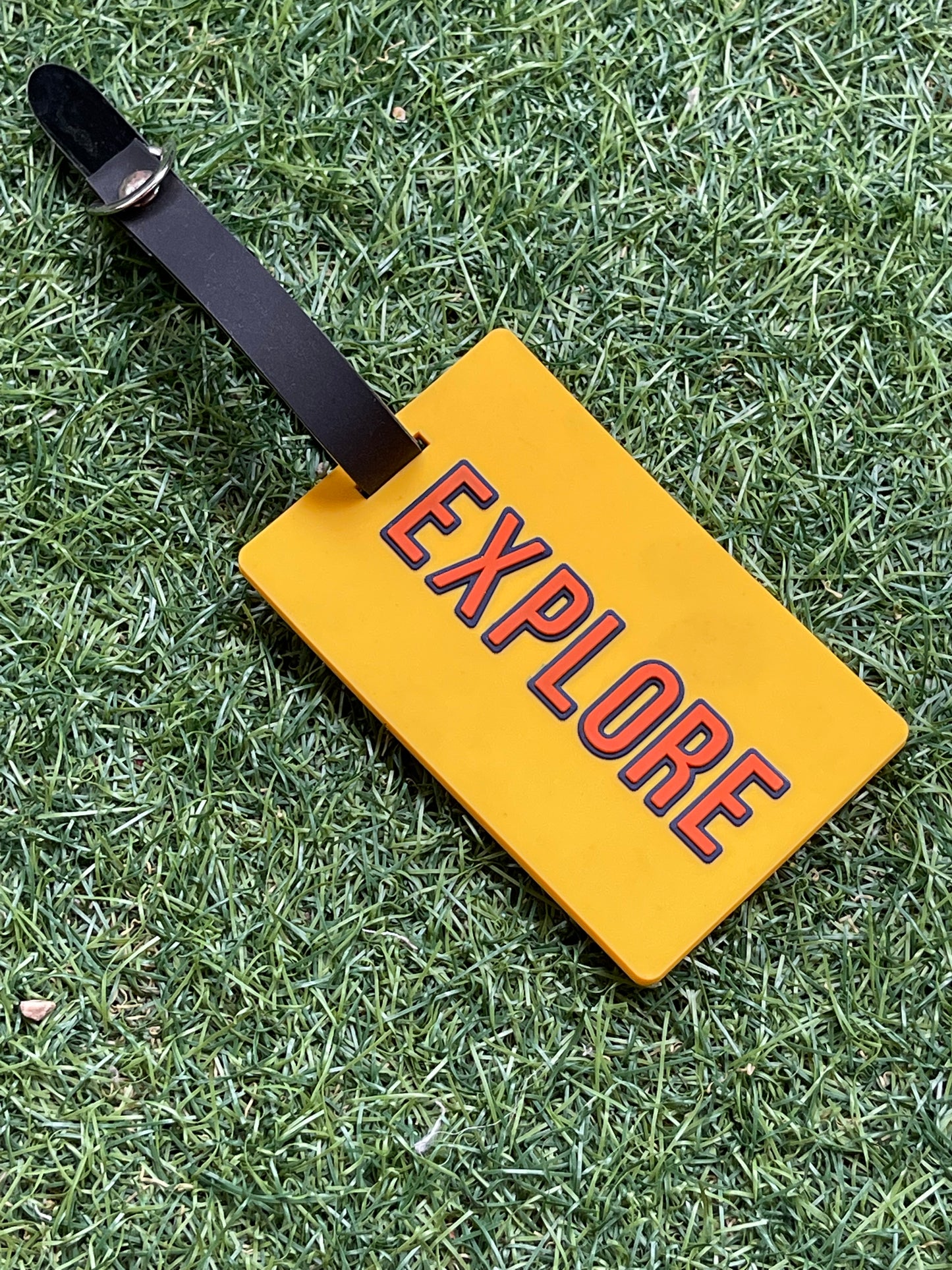 Explore - silicone luggage tag