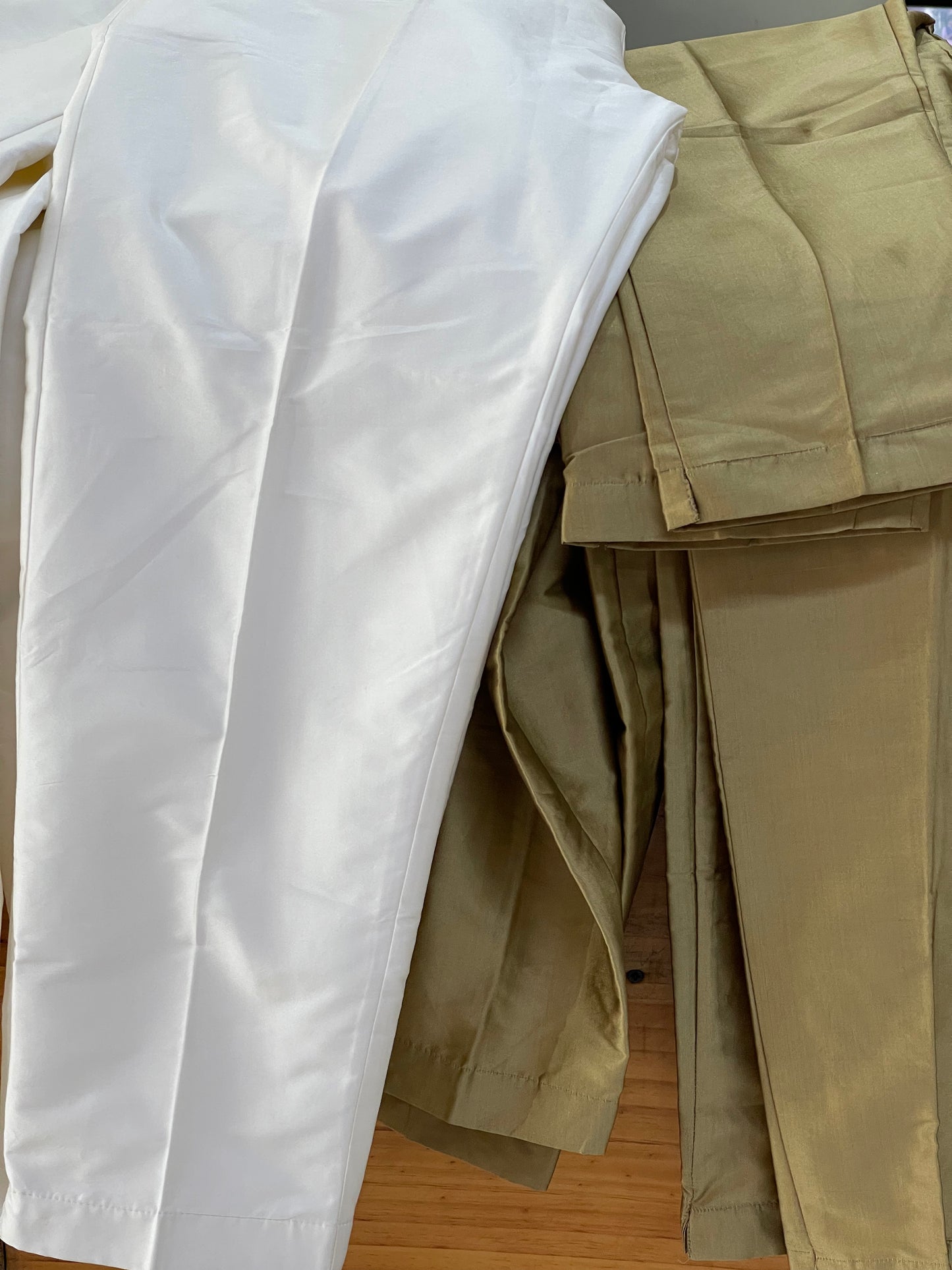 Taffeta silk pants with lining