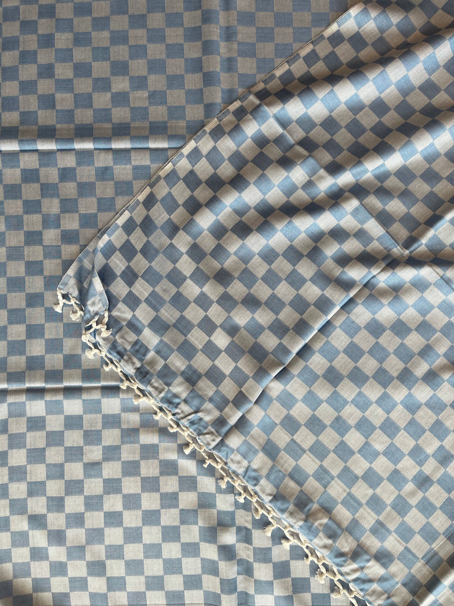 Staple cotton hand woven single blanket (blue)