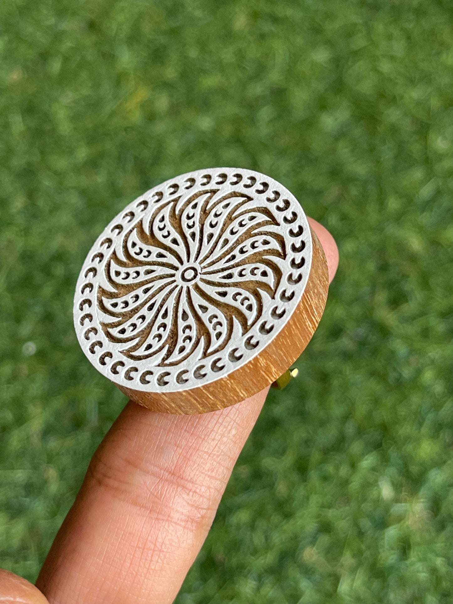 Flower / wheel design wooden block carved handmade adjustable size finger ring