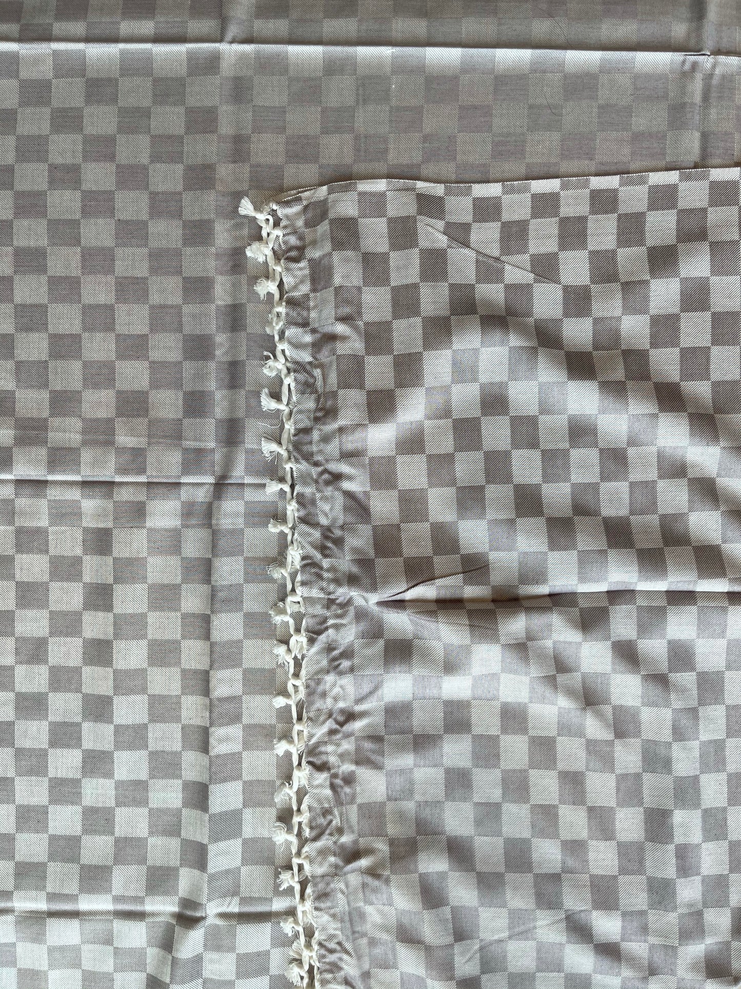 Staple cotton hand woven single blanket (lavenderish grey)