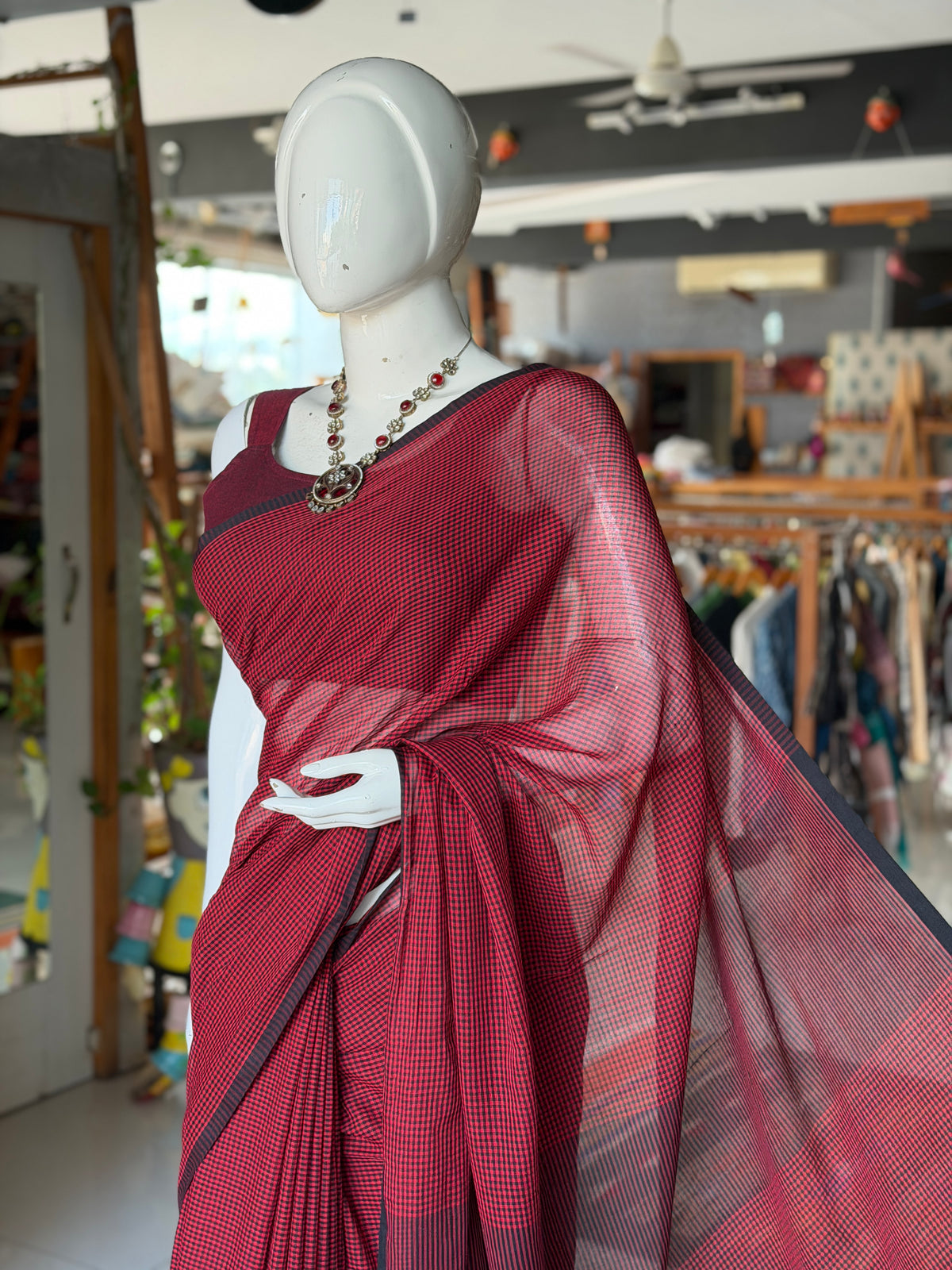 Maroon soft handwoven mul cotton fine checks saree