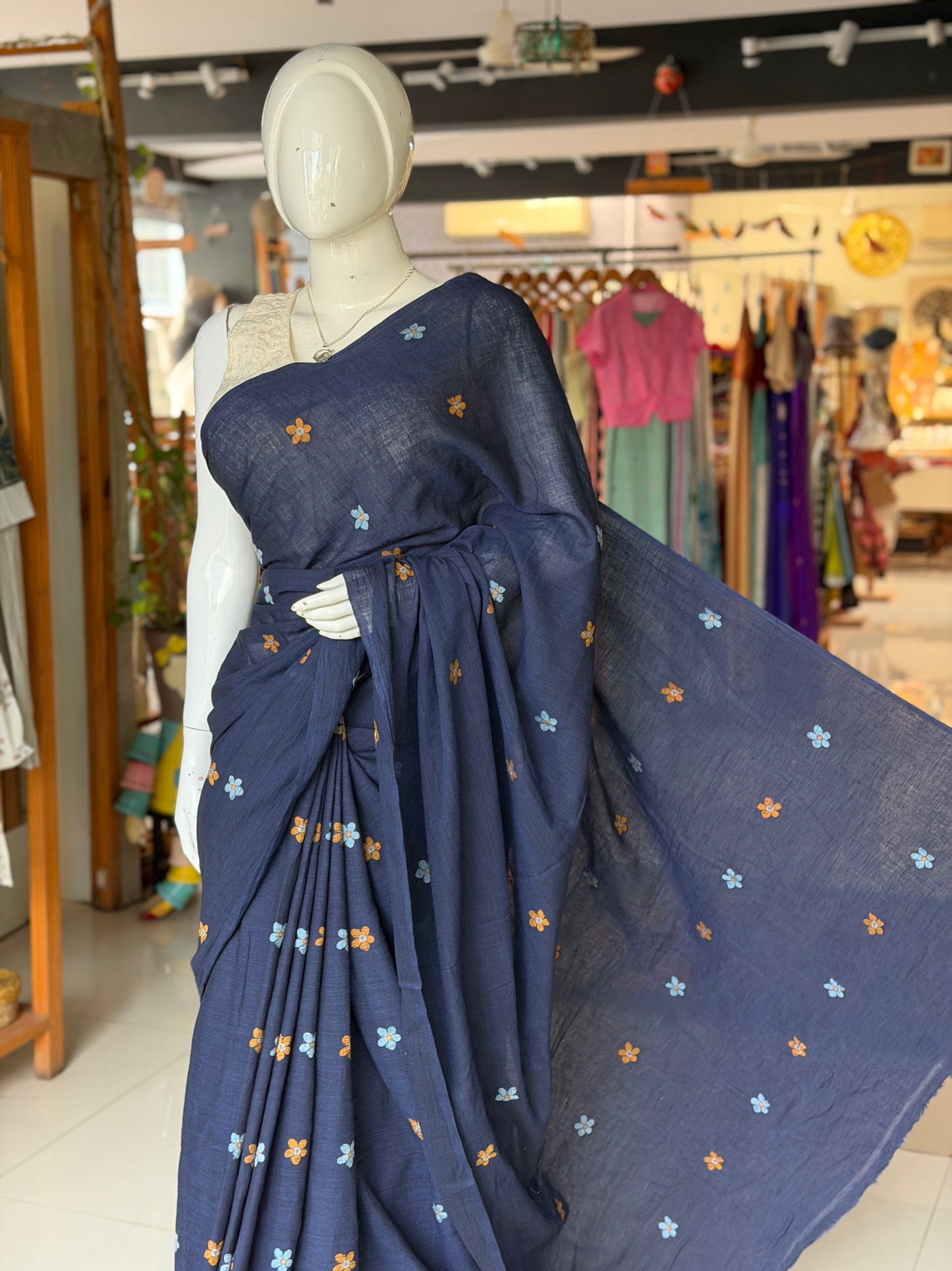 Navy blue floral buti Jamdani handwoven soft cotton yardage / saree
