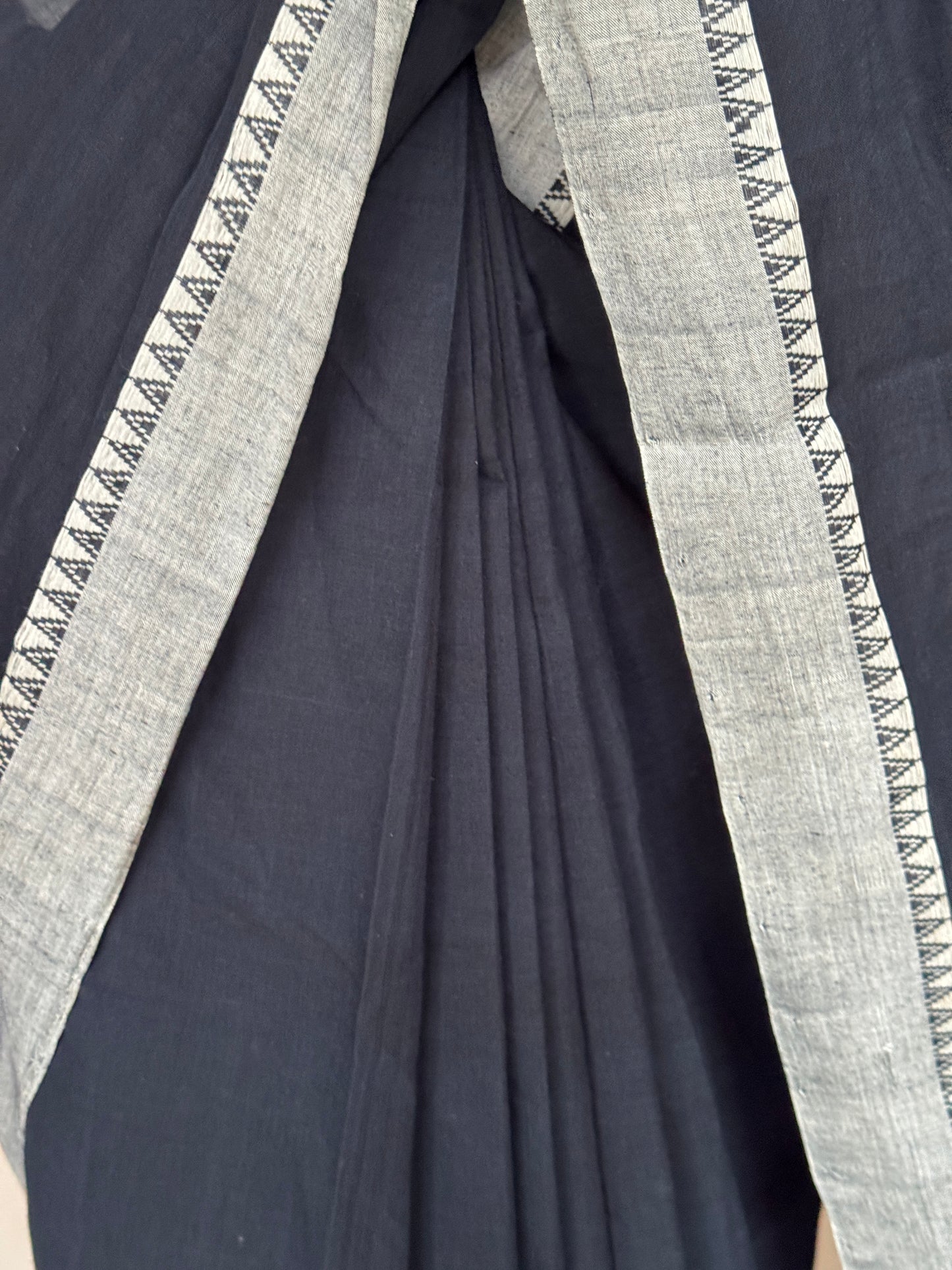 Temple border plain soft handloom cotton saree