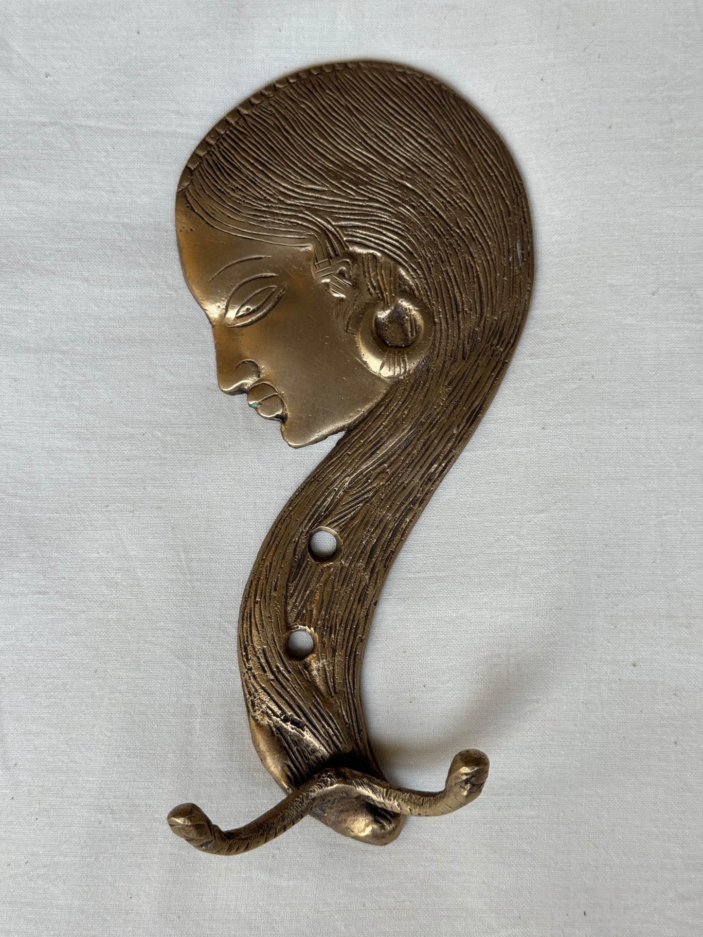 Elegant lady - Brass key / coat hanger