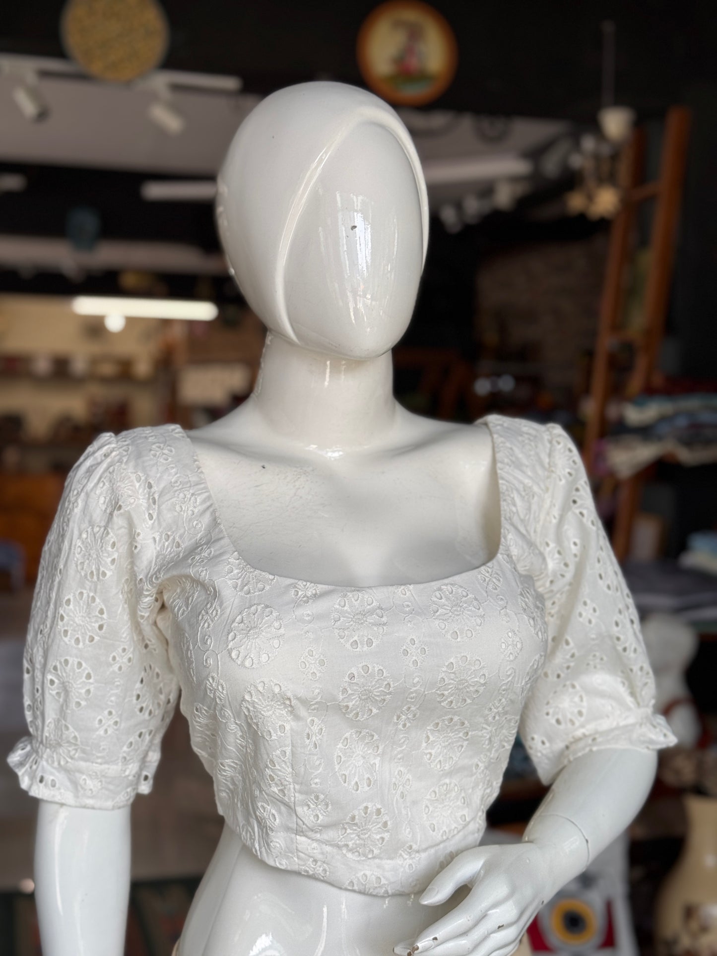 White hakoba cotton blouse with wide neck and puff sleeves