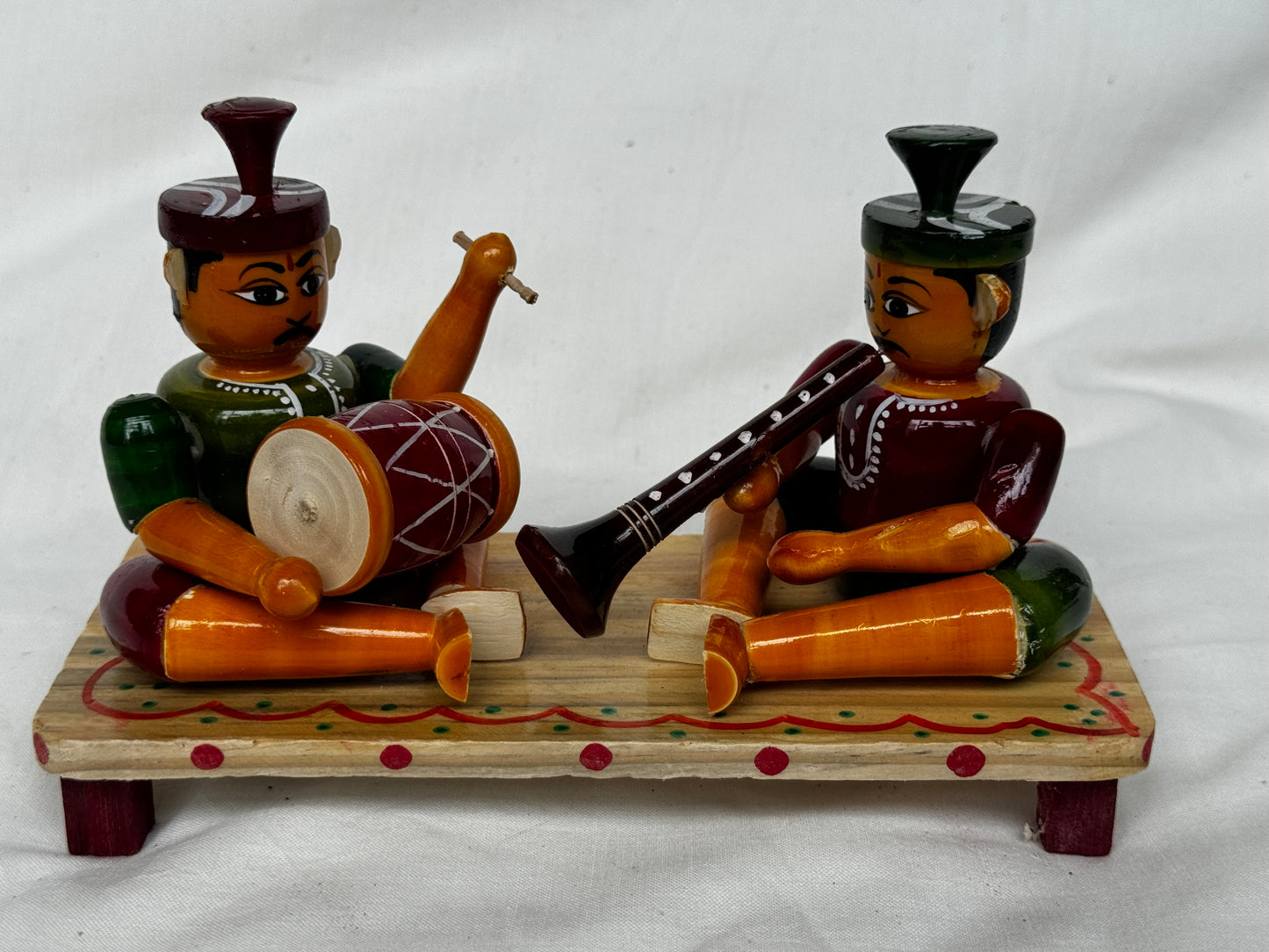 Two musicians on stage - sannai and mridangam - Etikoppaka Wooden handicraft decor