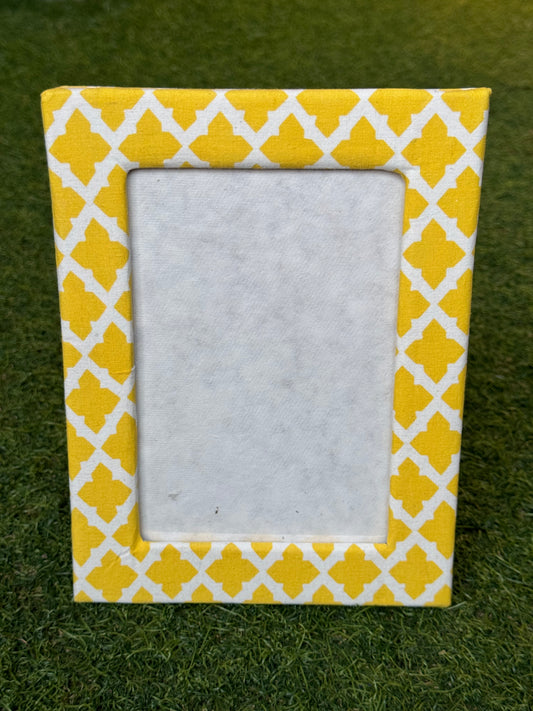 Light weight photo frames 6 x 8 inches size with hand block printed frame