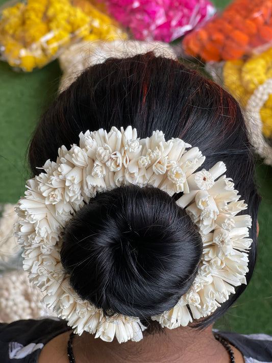White lily Sholapith handmade flowers hair mala