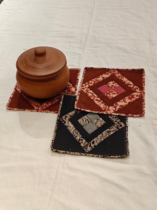 Jute trivets / hot pads with kalamkari patches