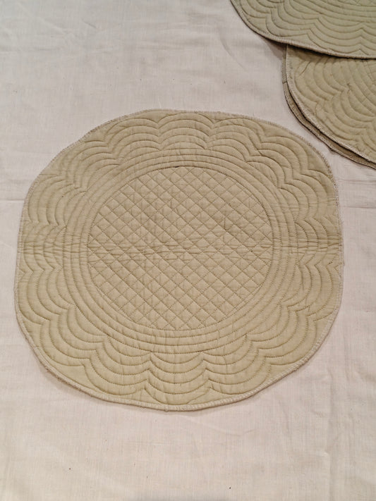 Light green round floral style quilted cotton table placemats