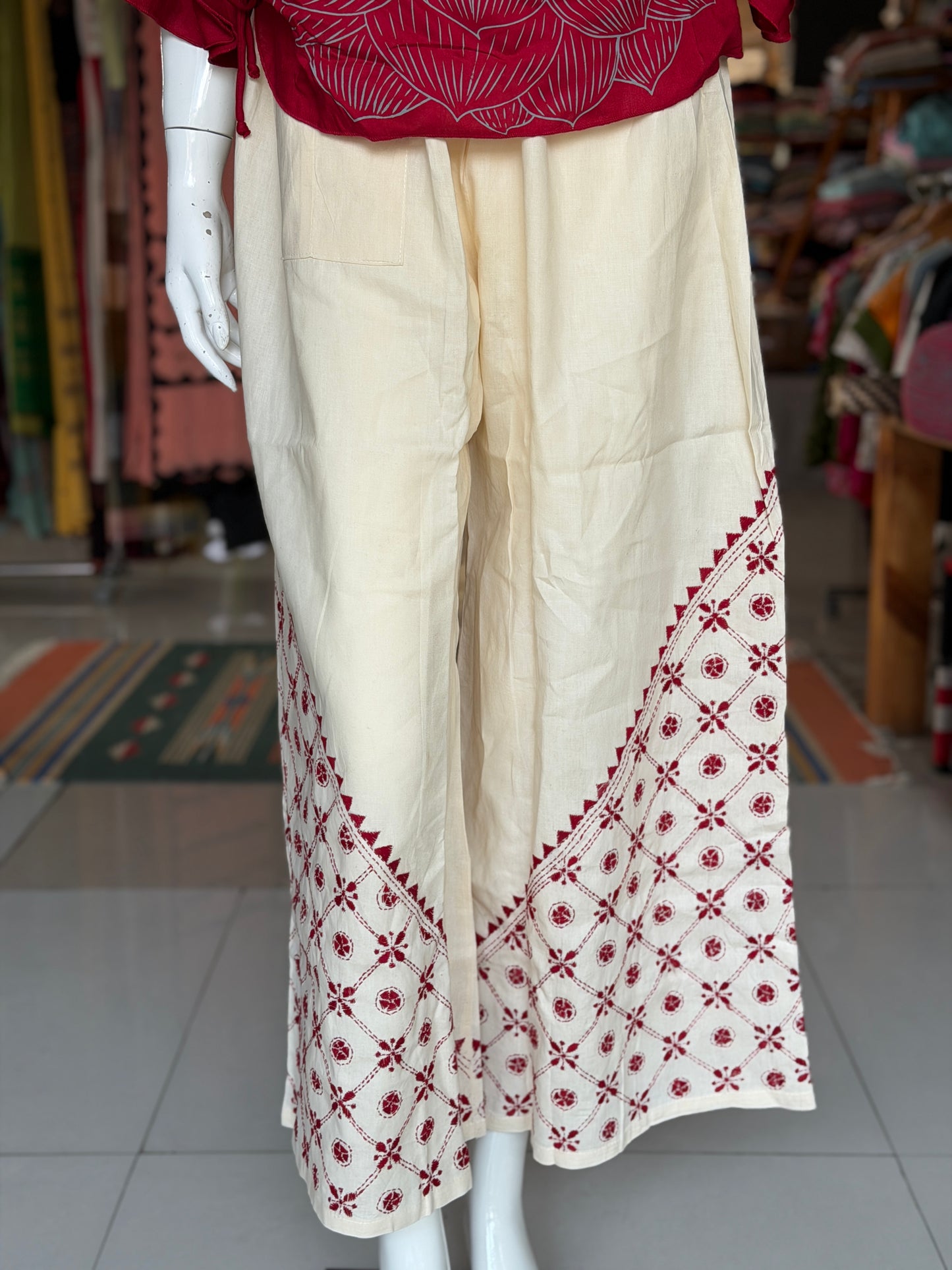 Kantha hand embroidered cotton poplin free size plazo with front pocket